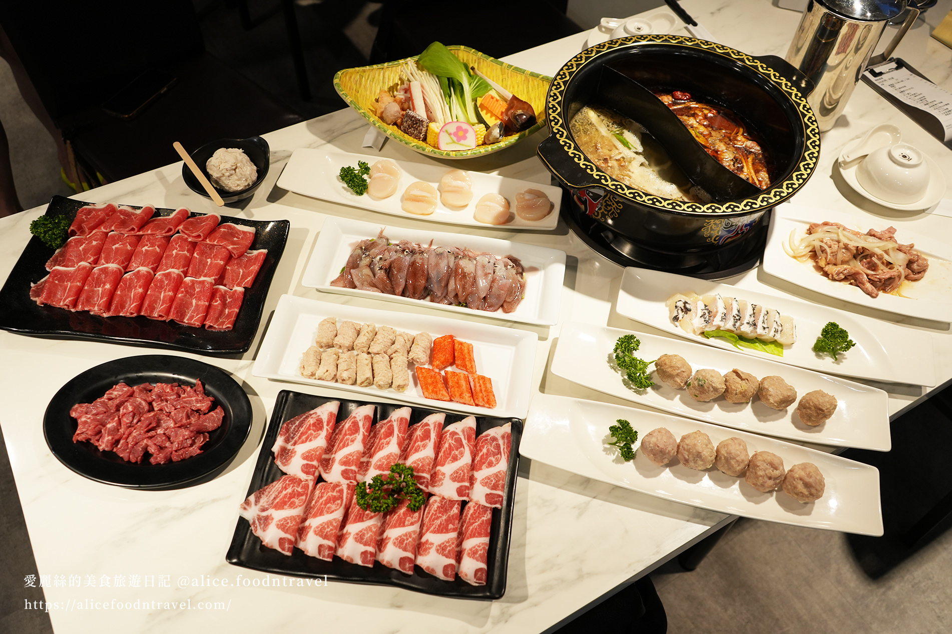 高雄火鍋高雄瑞豐夜市瑞豐美食鼓山美食高雄鼓山景點高雄景點高雄餐廳台灣火鍋鼓山火鍋瑞豐夜市美食推薦林家潮汕石頭火鍋