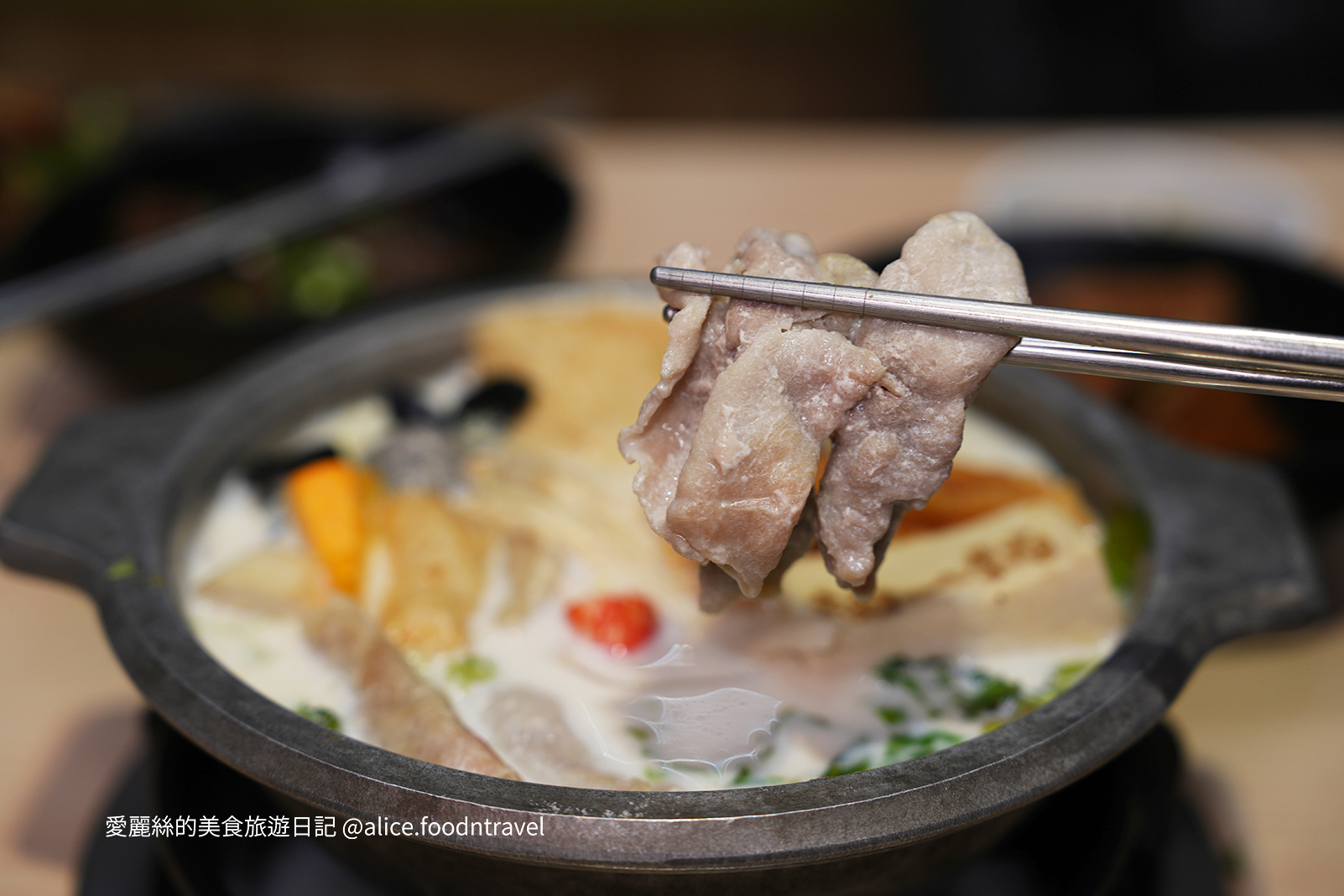 台中南屯美食台中火鍋台中小火鍋台中平價火鍋台中火鍋推薦個人小火鍋南屯小火鍋南屯火鍋台中鍋物沙鹿鍋物沙鹿美食柚一鍋牛奶鍋