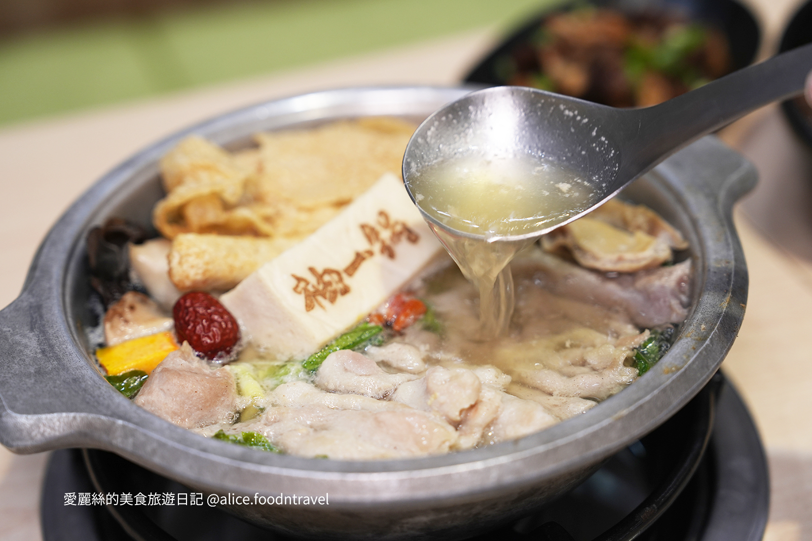 台中南屯美食台中火鍋台中小火鍋台中平價火鍋台中火鍋推薦個人小火鍋南屯小火鍋南屯火鍋台中鍋物沙鹿鍋物沙鹿美食柚一鍋牛奶鍋