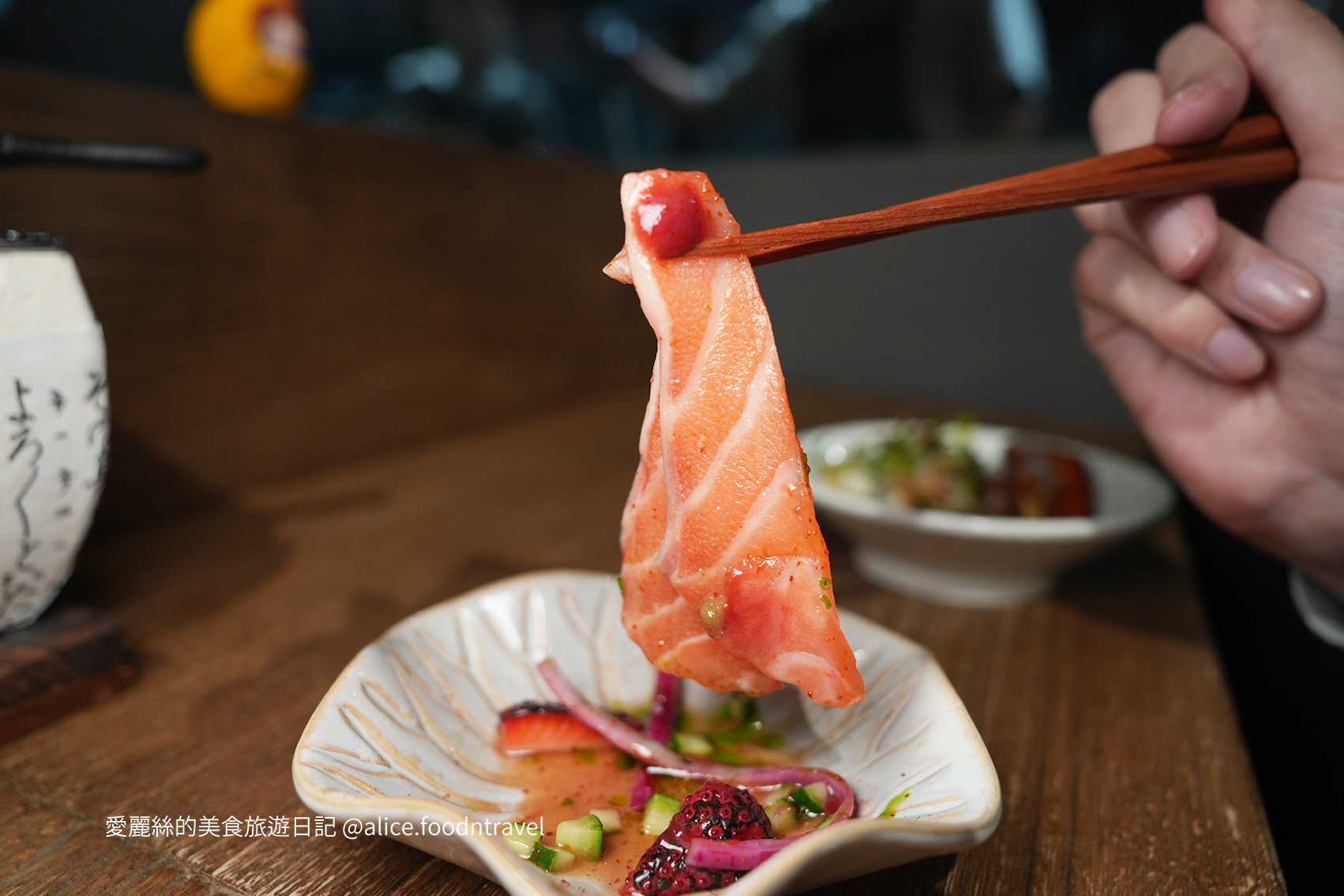 台中美食台中定食台中日本料理台中無菜單料理台中南屯美食台中南屯定食台中漢堡排台中挽肉與米台中和牛丼台中居酒屋台中南屯漢堡排台中餐廳推薦預約困難店客觀炭火小料理
