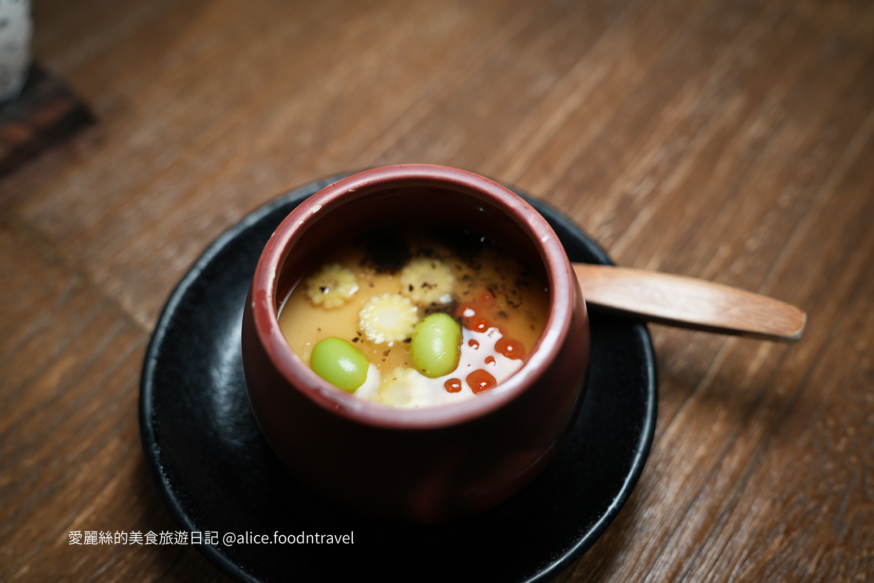 台中美食台中定食台中日本料理台中無菜單料理台中南屯美食台中南屯定食台中漢堡排台中挽肉與米台中和牛丼台中居酒屋台中南屯漢堡排台中餐廳推薦預約困難店客觀炭火小料理