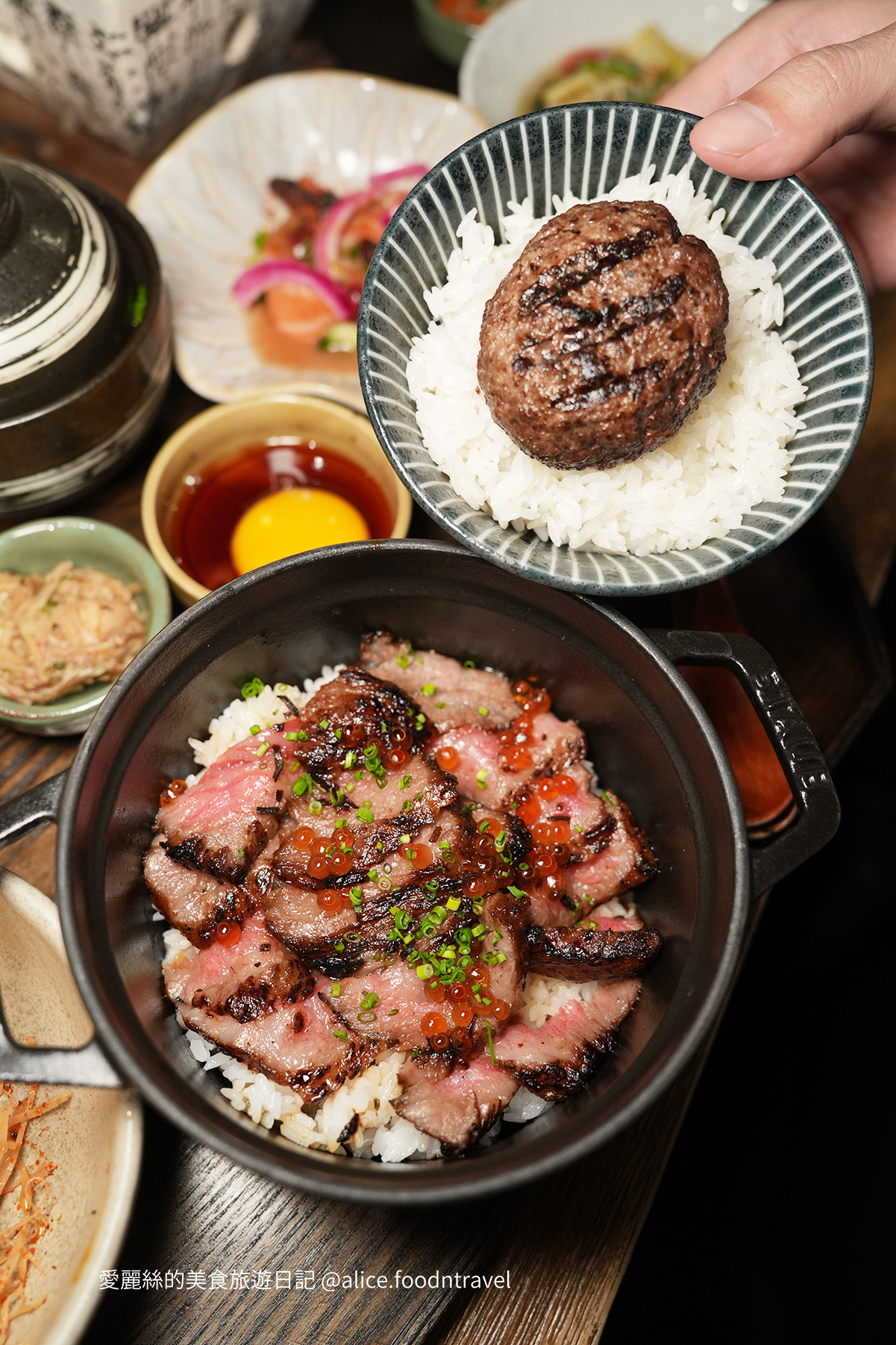 台中美食台中定食台中日本料理台中無菜單料理台中南屯美食台中南屯定食台中漢堡排台中挽肉與米台中和牛丼台中居酒屋台中南屯漢堡排台中餐廳推薦預約困難店客觀炭火小料理