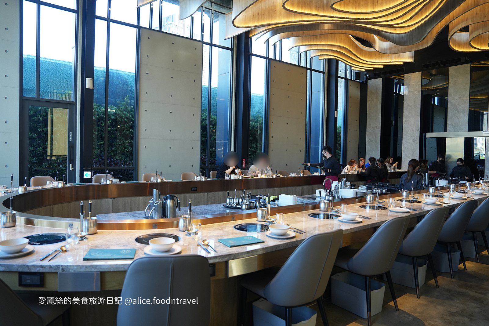 台中西屯美食台中西屯火鍋台中高級餐廳台中必吃台中七期美食月暮藏和牛活海鮮高級火鍋台中必吃月暮藏菜單