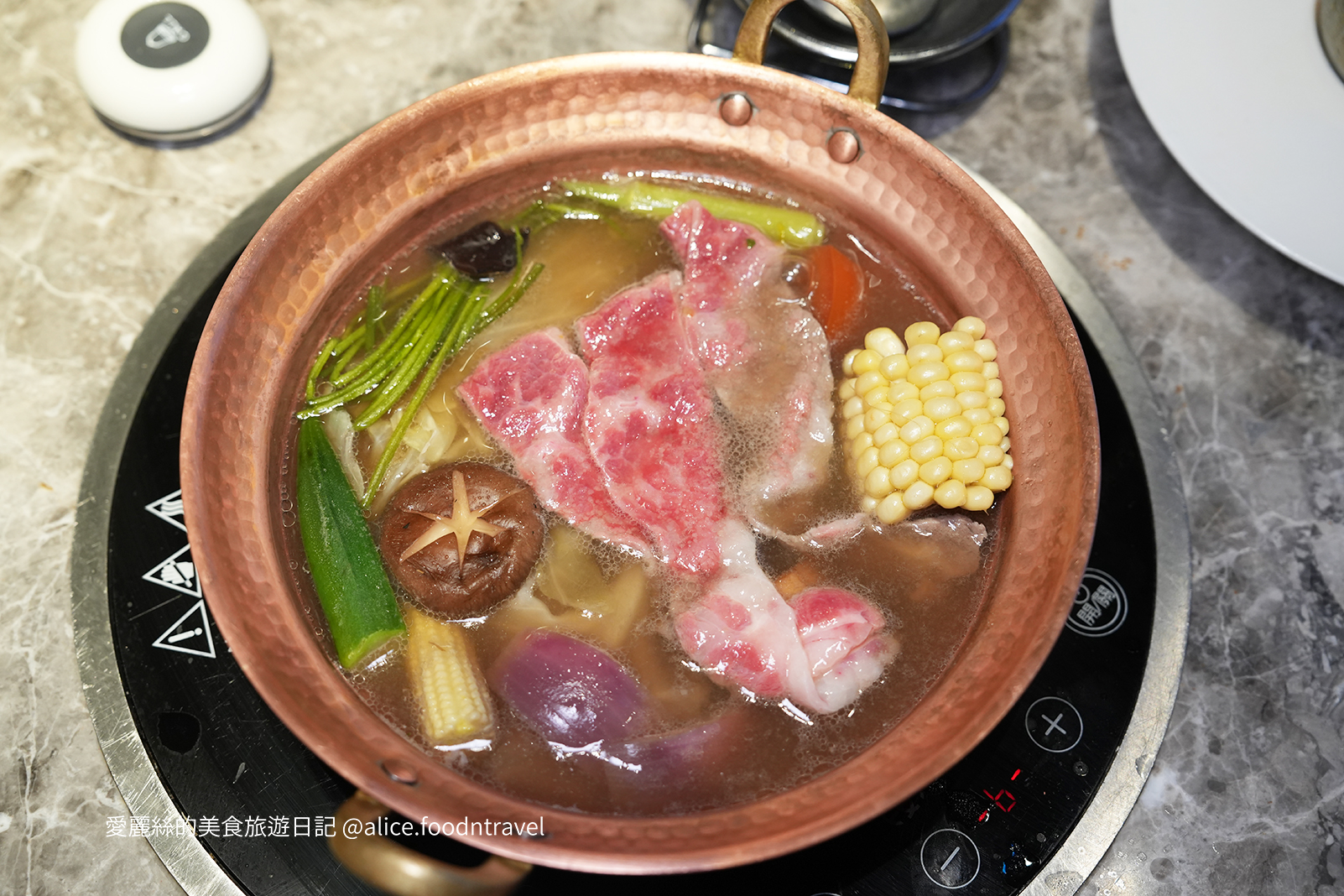 台中西屯美食台中西屯火鍋台中高級餐廳台中必吃台中七期美食月暮藏和牛活海鮮高級火鍋台中必吃月暮藏菜單