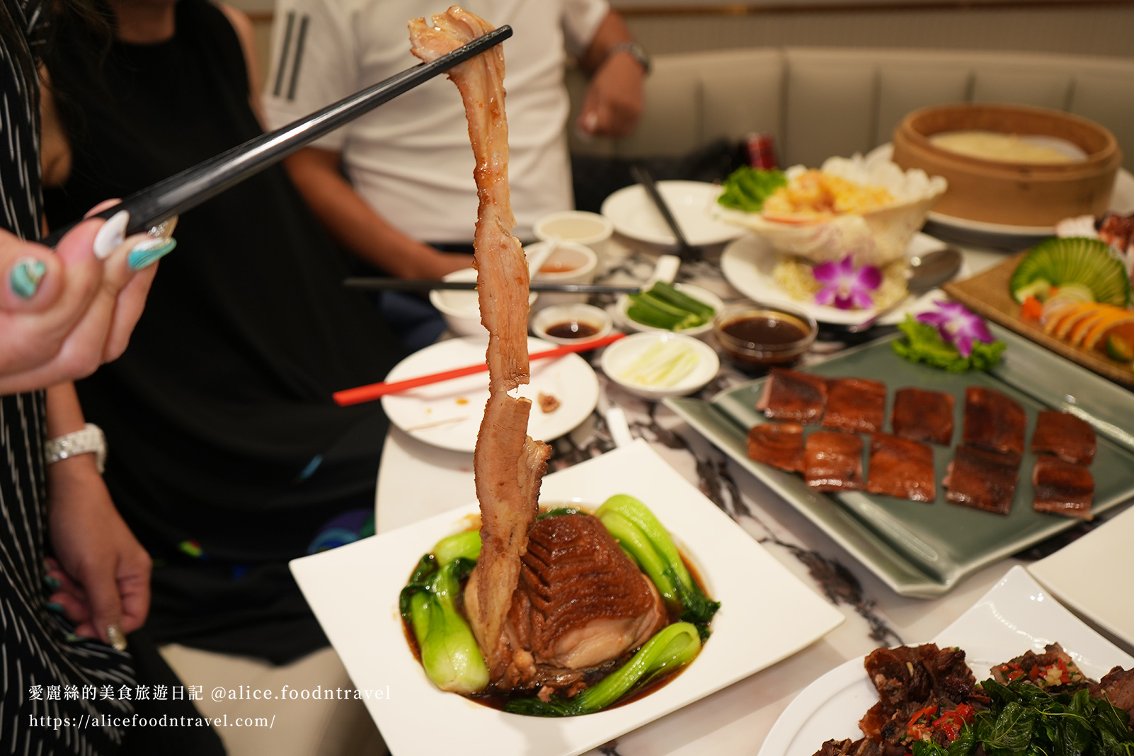 台中餐聽台中婚宴會館台中宴客餐廳台中聚餐推薦南屯餐廳南屯美食南屯粵菜南屯港式料理南屯港式飲茶台中港是台中粵菜台中川菜台中慶生餐廳雅園新潮好市多美食