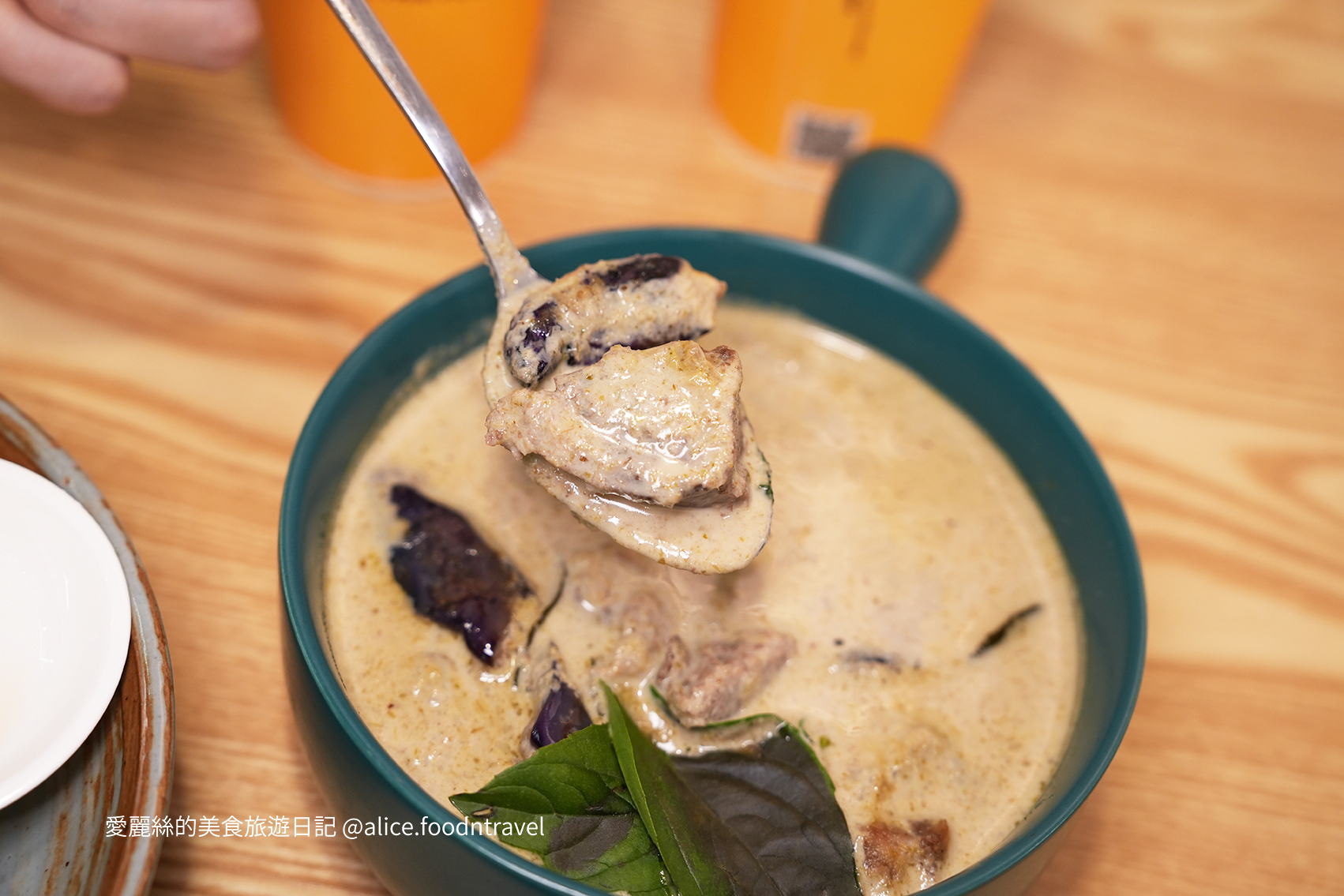 逢甲美食 逢甲必吃 逢甲平價美食 台中西屯區 逢甲大學 逢甲商圈 西屯餐廳 泰宵張逢甲店 台中西屯美食 逢甲宵夜推薦 逢甲夜市美食 台中泰式料理 逢甲學生美食 泰式火山排骨 泰式紙包魚 泰式簡餐 台中宵夜餐廳 泰式蝦餅 泰式五花酥肉飯 泰式甜點推薦 台中泰式奶茶 逢甲夜晚美食 逢甲宵夜小吃 高CP值泰式料理 台中平價泰式餐廳 逢甲商圈美食 泰宵張勤美店
