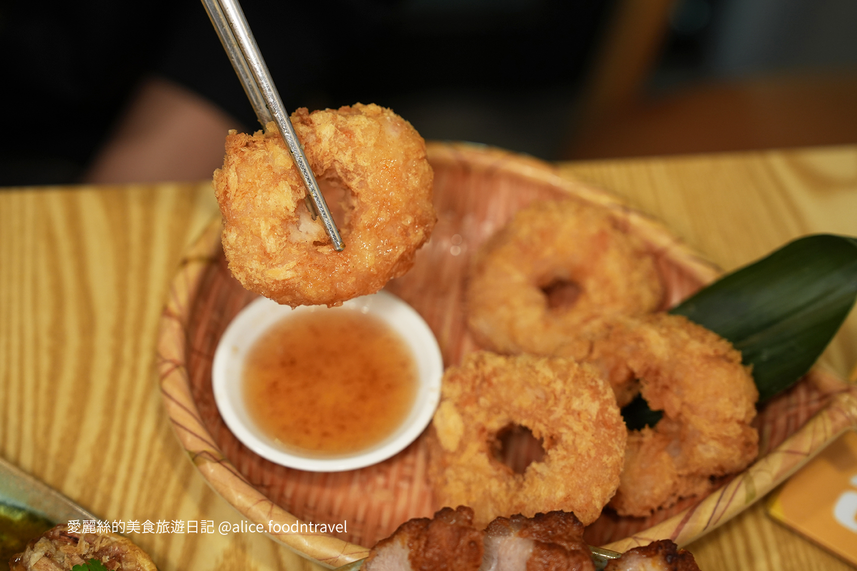 逢甲美食 逢甲必吃 逢甲平價美食 台中西屯區 逢甲大學 逢甲商圈 西屯餐廳 泰宵張逢甲店 台中西屯美食 逢甲宵夜推薦 逢甲夜市美食 台中泰式料理 逢甲學生美食 泰式火山排骨 泰式紙包魚 泰式簡餐 台中宵夜餐廳 泰式蝦餅 泰式五花酥肉飯 泰式甜點推薦 台中泰式奶茶 逢甲夜晚美食 逢甲宵夜小吃 高CP值泰式料理 台中平價泰式餐廳 逢甲商圈美食 泰宵張勤美店