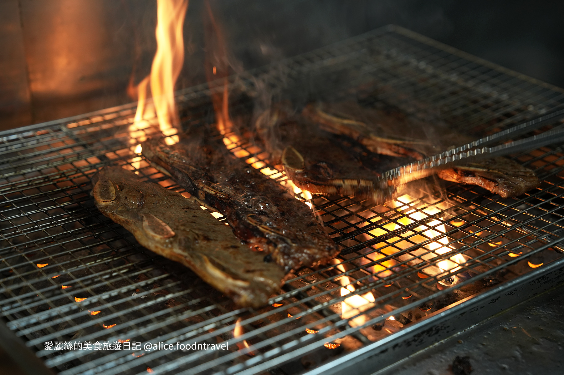 台中南屯美食 台中南屯餐廳推薦 台中炸牛排 台中日式定食 南屯炸牛排 台中高CP值餐廳 嵐山熟成牛かつ專売 台中日式料理推薦 南屯必吃美食 台中平價定 台中日式咖哩 台中排隊美 台中人氣餐廳 台中牛排定食 台中日式炸牛排 南屯晚餐推薦 台中家庭聚餐餐廳 台中平價日式定食 台中甜點推薦 嵐山炸牛排