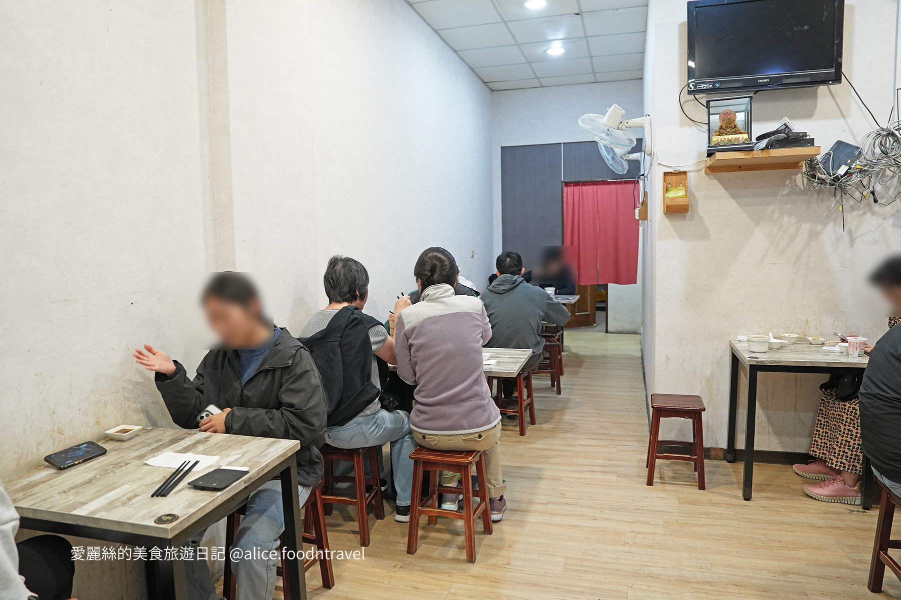 台中湯包推薦 古猗園灌湯包 台中必吃湯包 台中美食推薦 台中宵夜推薦 台中西屯美食 台中手工現包湯包 台中爆汁湯包 台中小籠包推薦 台中小籠湯包 台中晚餐推薦 台中外帶美食 台中創意湯包 絲瓜湯包推薦 台中鮮蚵湯包 巨無霸蝦湯包 鮮蝦湯包 台中乾拌麵推薦 台中酸辣湯推薦 台中平價美食