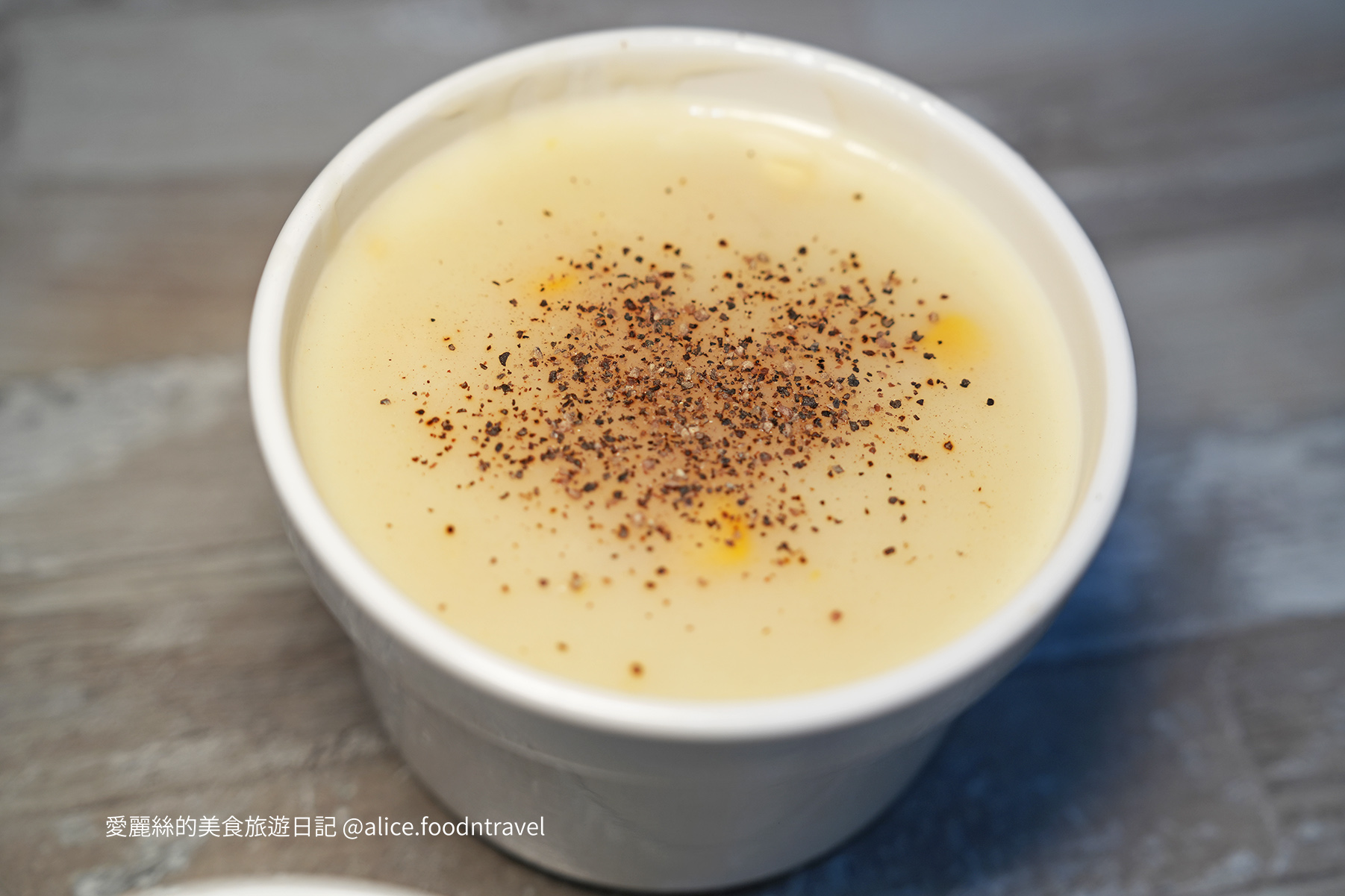台中湯包推薦 古猗園灌湯包 台中必吃湯包 台中美食推薦 台中宵夜推薦 台中西屯美食 台中手工現包湯包 台中爆汁湯包 台中小籠包推薦 台中小籠湯包 台中晚餐推薦 台中外帶美食 台中創意湯包 絲瓜湯包推薦 台中鮮蚵湯包 巨無霸蝦湯包 鮮蝦湯包 台中乾拌麵推薦 台中酸辣湯推薦 台中平價美食