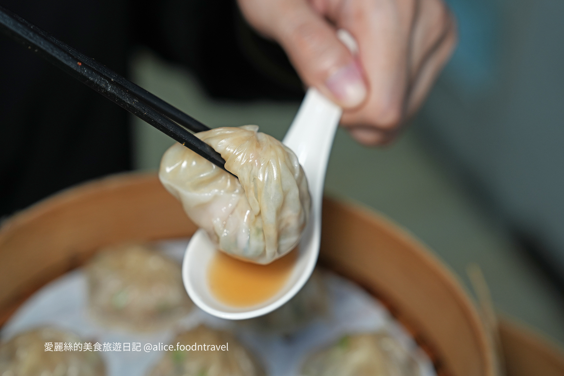 台中湯包推薦 古猗園灌湯包 台中必吃湯包 台中美食推薦 台中宵夜推薦 台中西屯美食 台中手工現包湯包 台中爆汁湯包 台中小籠包推薦 台中小籠湯包 台中晚餐推薦 台中外帶美食 台中創意湯包 絲瓜湯包推薦 台中鮮蚵湯包 巨無霸蝦湯包 鮮蝦湯包 台中乾拌麵推薦 台中酸辣湯推薦 台中平價美食