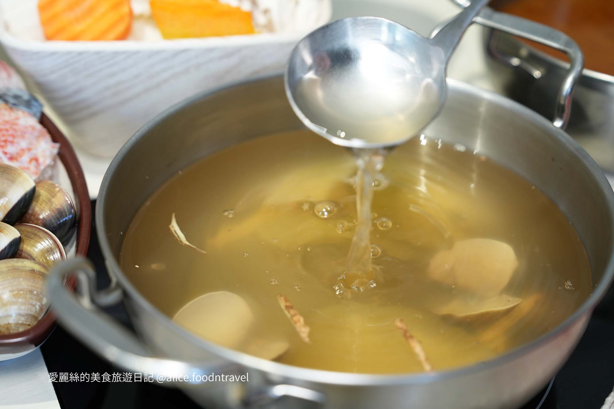 粗吼鍋 正港ㄟ台式火鍋 粗吼鍋 台中火鍋推薦 台中北區美食 一中街火鍋 中國醫藥大學美食 台中平價火鍋 台式火鍋推薦 西瓜綿火鍋 西瓜綿蛤蜊鍋 台中創意火鍋 台中個人小火鍋 台中高CP值餐廳 台中海鮮火鍋 台中聚餐推薦 台中學生美食 台中特色餐廳 台中必吃火鍋 台中沙茶鍋 台中古早味火鍋