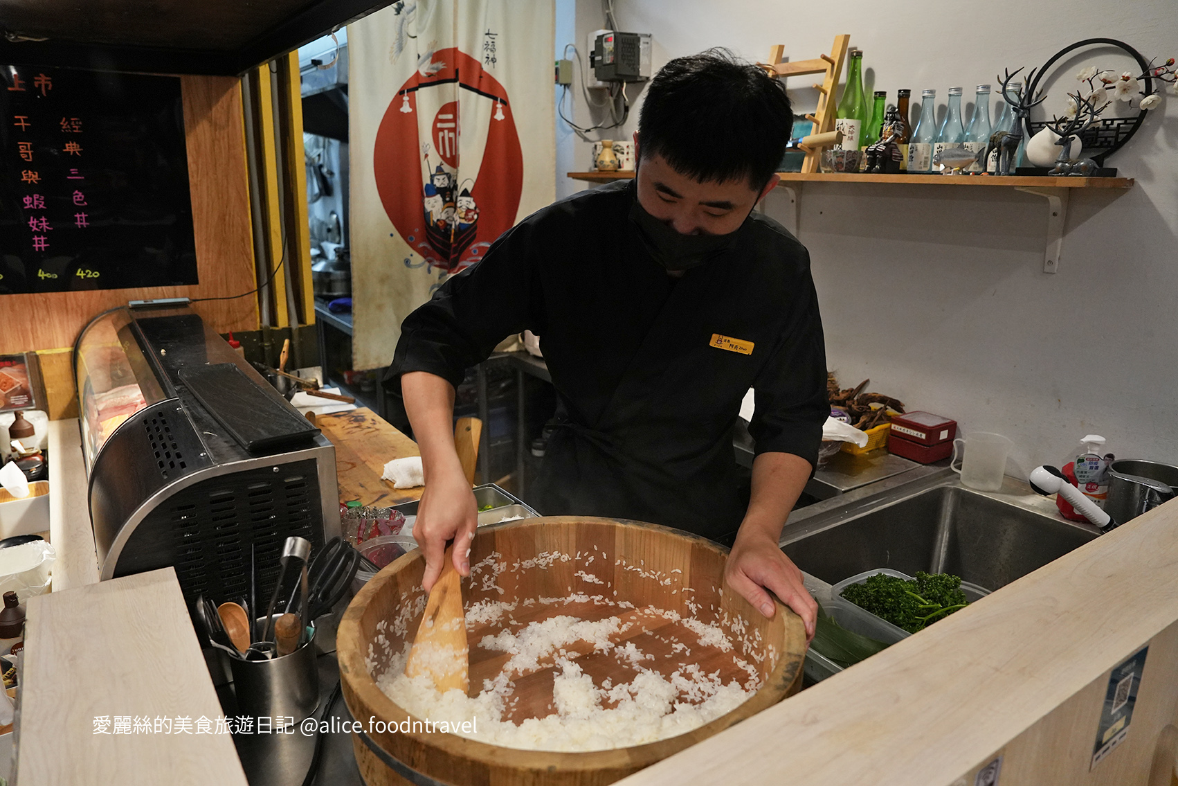 台中美食 台中日料 台中逢甲日式 台中逢甲居酒屋 台中居酒屋 台中丼飯 逢甲炸蝦 台中逢甲隱藏 台中平價美食 逢甲美食 逢甲日料 隱藏日式 逢甲居酒屋 必吃居酒屋 台中必吃日料 台中壽司推薦 逢甲壽司 CP值日式 