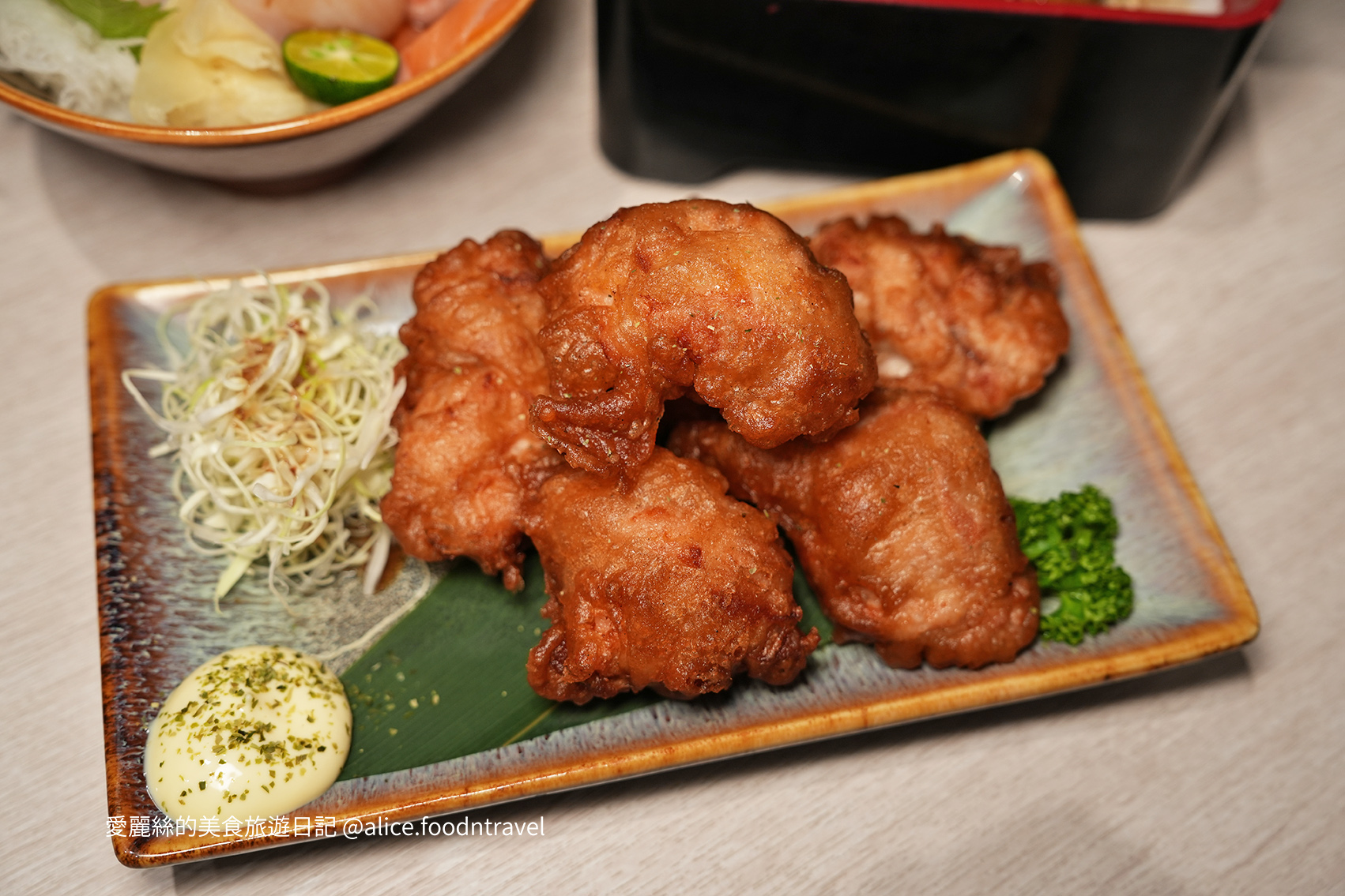 台中美食 台中日料 台中逢甲日式 台中逢甲居酒屋 台中居酒屋 台中丼飯 逢甲炸蝦 台中逢甲隱藏 台中平價美食 逢甲美食 逢甲日料 隱藏日式 逢甲居酒屋 必吃居酒屋 台中必吃日料 台中壽司推薦 逢甲壽司 CP值日式 