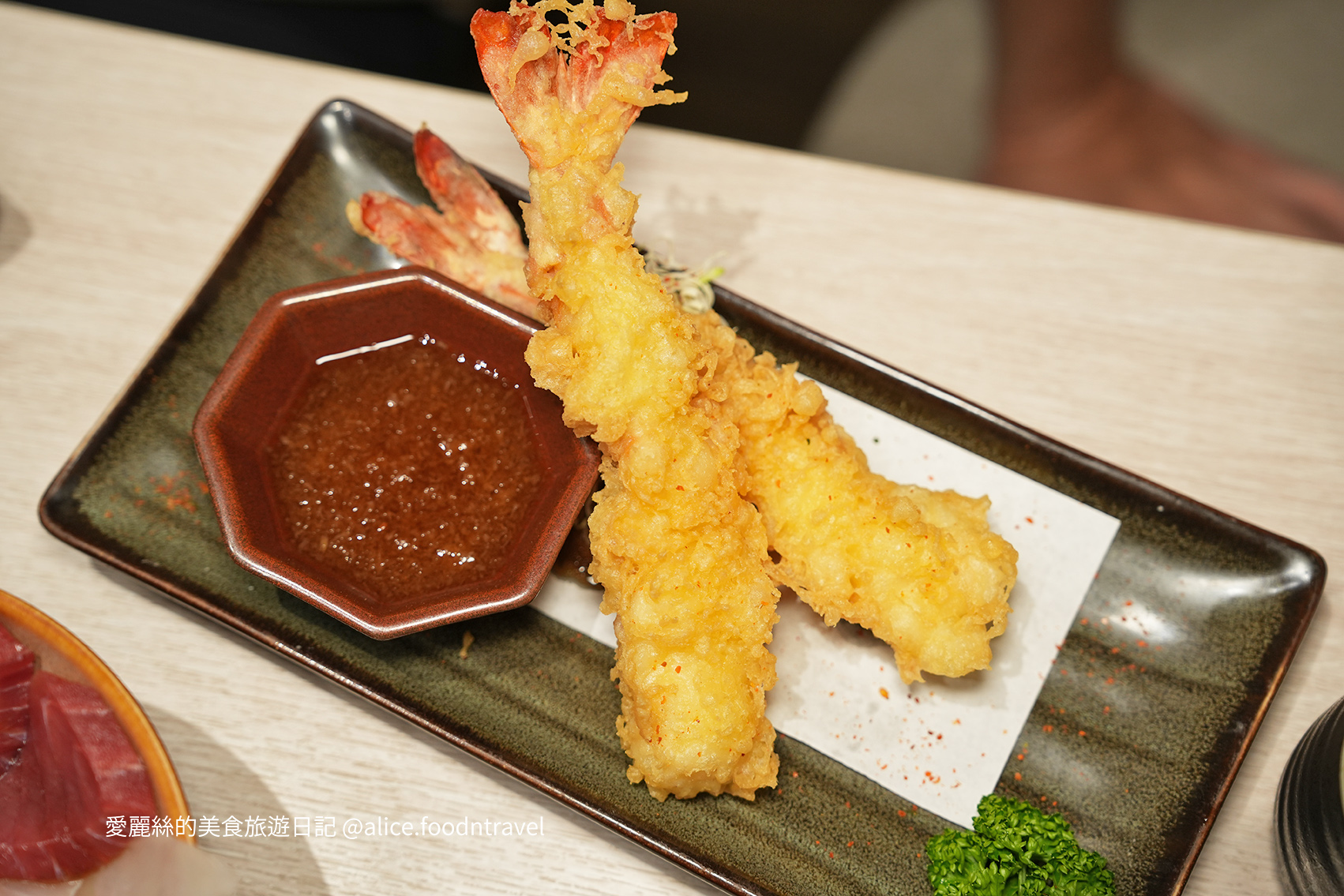 台中美食 台中日料 台中逢甲日式 台中逢甲居酒屋 台中居酒屋 台中丼飯 逢甲炸蝦 台中逢甲隱藏 台中平價美食 逢甲美食 逢甲日料 隱藏日式 逢甲居酒屋 必吃居酒屋 台中必吃日料 台中壽司推薦 逢甲壽司 CP值日式 