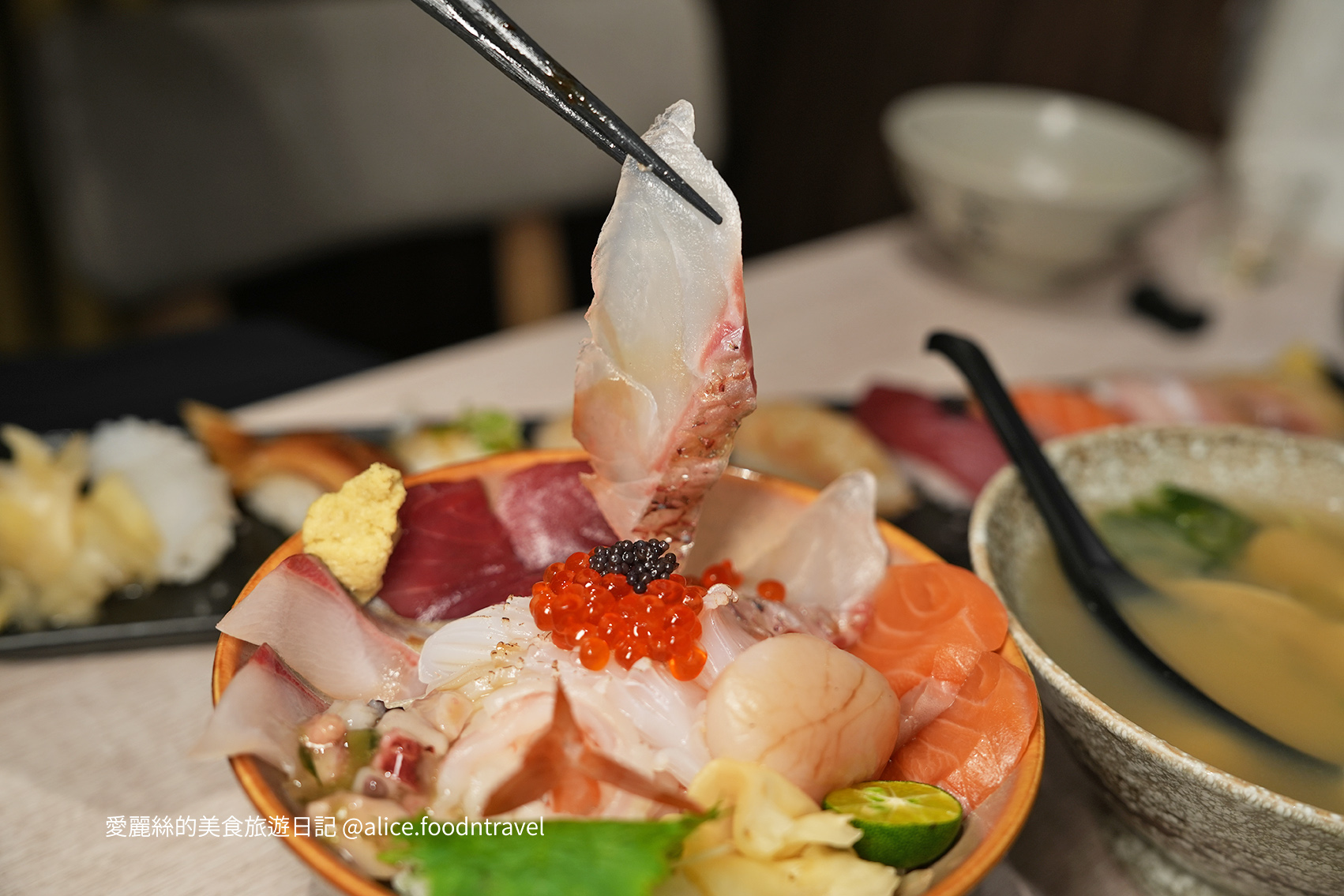 台中美食 台中日料 台中逢甲日式 台中逢甲居酒屋 台中居酒屋 台中丼飯 逢甲炸蝦 台中逢甲隱藏 台中平價美食 逢甲美食 逢甲日料 隱藏日式 逢甲居酒屋 必吃居酒屋 台中必吃日料 台中壽司推薦 逢甲壽司 CP值日式 