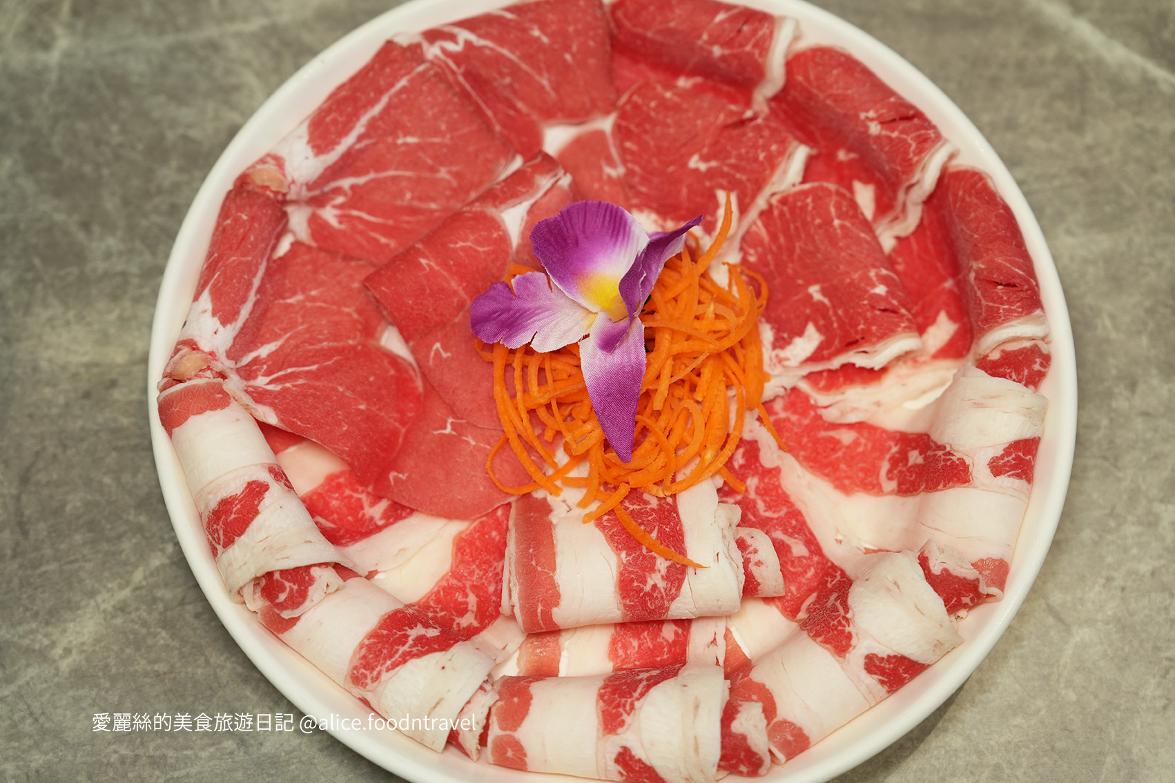 台中火鍋 台中沙鹿美食 沙鹿自助火鍋 台中片鴨 沙鹿片鴨 台中平價美食 台中晚餐推薦 台中自助火鍋 台中吃到飽 沙鹿吃到飽 沙鹿必吃 沙鹿人氣火鍋 沙鹿麻辣鍋 台中沙鹿美食