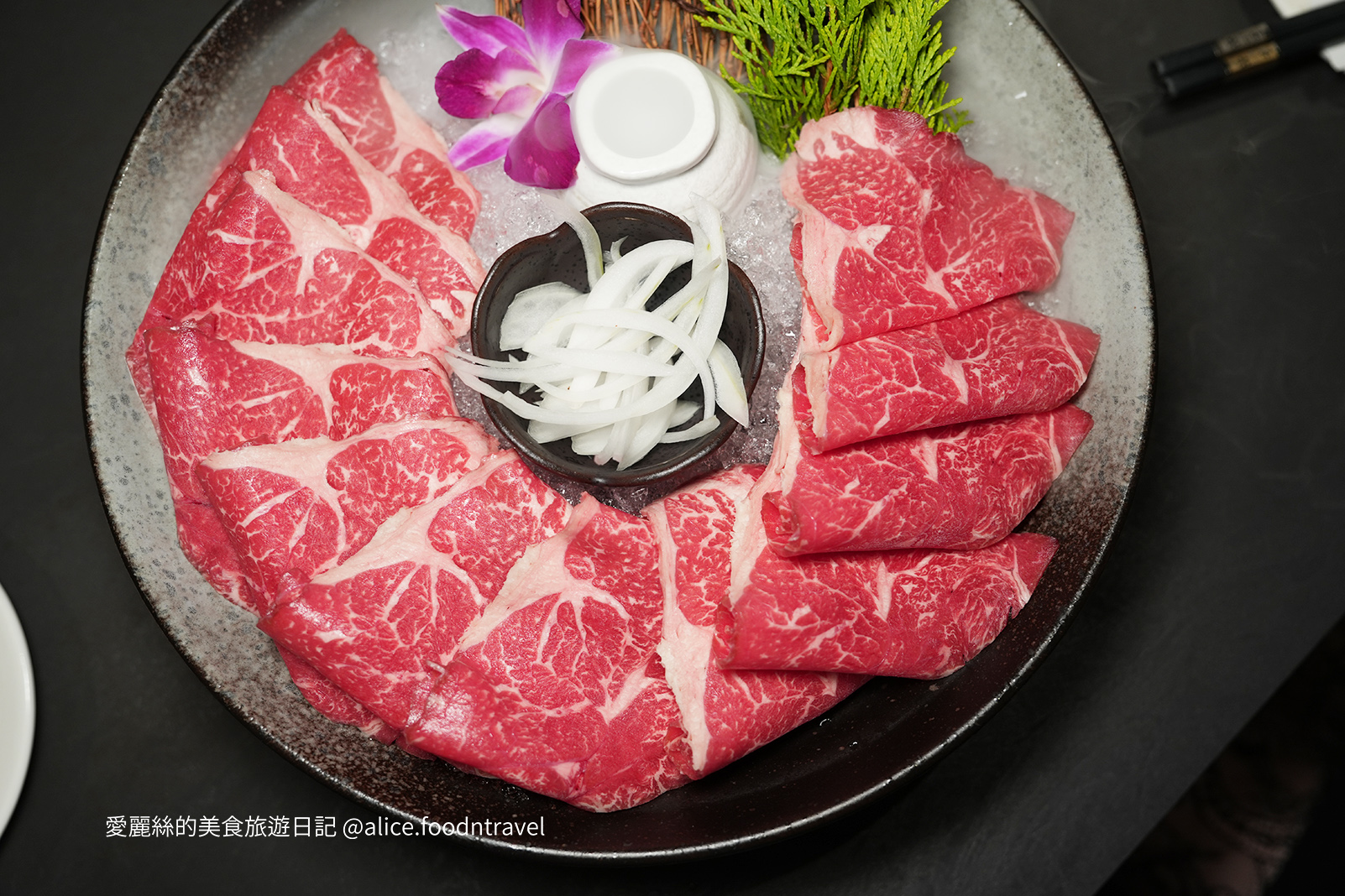 台中火鍋 台中南屯 台中南屯火鍋 台中南屯美食 台中必吃 新竹火鍋 新竹美食 新竹火鍋推薦 台中火鍋推薦 南屯餐廳 聚餐餐廳 慶生餐廳 台中麻辣鍋 台中鼎王 台中老四川 台中鴛鴦鍋 台中公益路美食 公益路火鍋 台中景點推薦 岩漿火鍋 商業午餐 台中宵夜 岩漿火鍋菜單