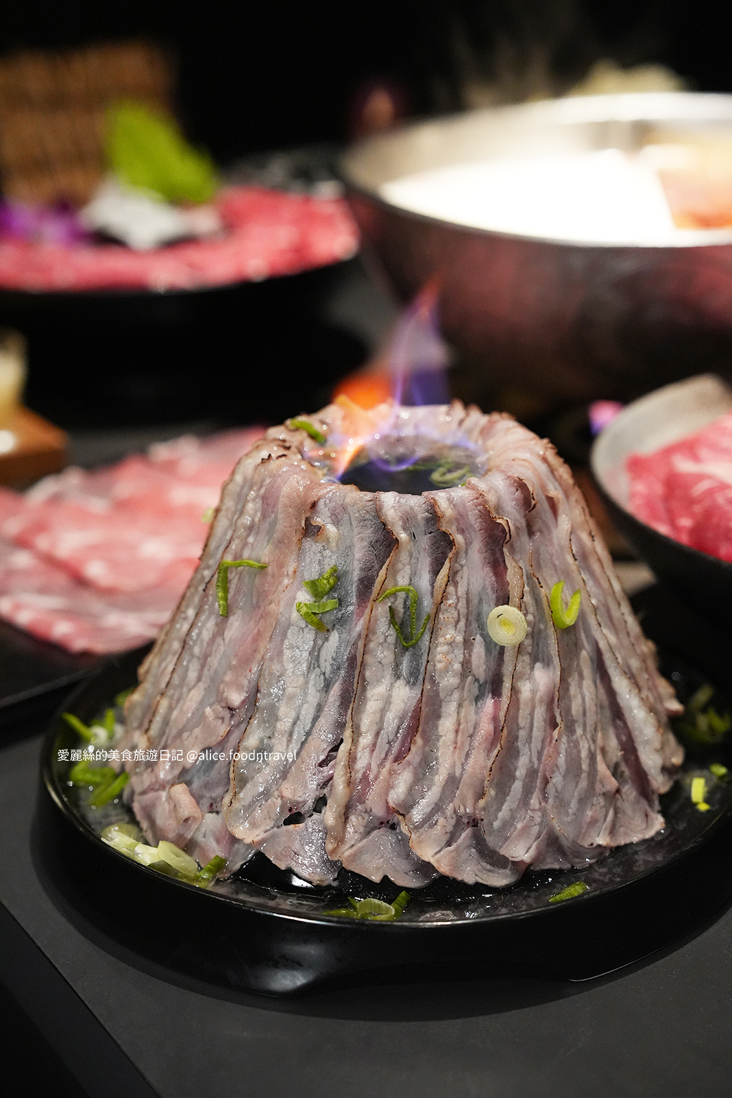 台中火鍋 台中南屯 台中南屯火鍋 台中南屯美食 台中必吃 新竹火鍋 新竹美食 新竹火鍋推薦 台中火鍋推薦 南屯餐廳 聚餐餐廳 慶生餐廳 台中麻辣鍋 台中鼎王 台中老四川 台中鴛鴦鍋 台中公益路美食 公益路火鍋 台中景點推薦 岩漿火鍋 商業午餐 台中宵夜 岩漿火鍋菜單