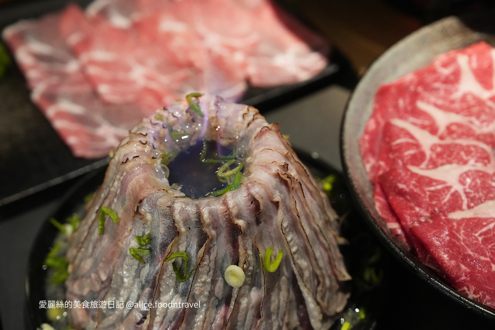 台中火鍋 台中南屯 台中南屯火鍋 台中南屯美食 台中必吃 新竹火鍋 新竹美食 新竹火鍋推薦 台中火鍋推薦 南屯餐廳 聚餐餐廳 慶生餐廳 台中麻辣鍋 台中鼎王 台中老四川 台中鴛鴦鍋 台中公益路美食 公益路火鍋 台中景點推薦 岩漿火鍋 商業午餐 台中宵夜 岩漿火鍋菜單