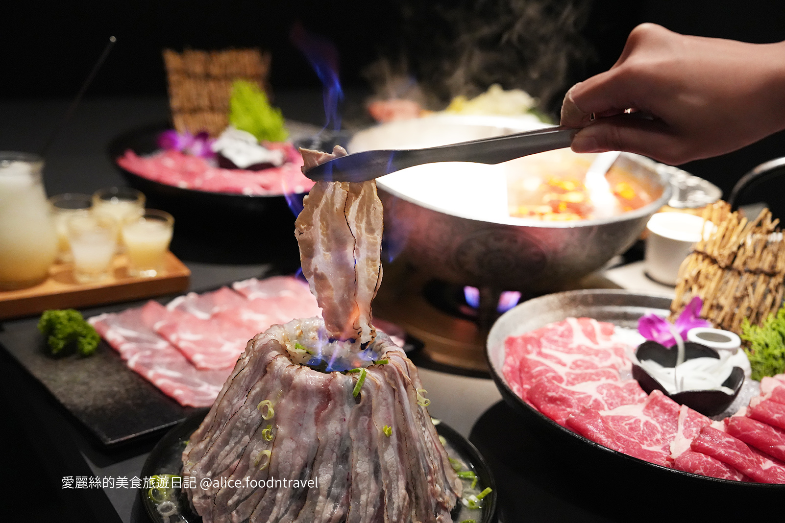 台中火鍋 台中南屯 台中南屯火鍋 台中南屯美食 台中必吃 新竹火鍋 新竹美食 新竹火鍋推薦 台中火鍋推薦 南屯餐廳 聚餐餐廳 慶生餐廳 台中麻辣鍋 台中鼎王 台中老四川 台中鴛鴦鍋 台中公益路美食 公益路火鍋 台中景點推薦 岩漿火鍋 商業午餐 台中宵夜 岩漿火鍋菜單