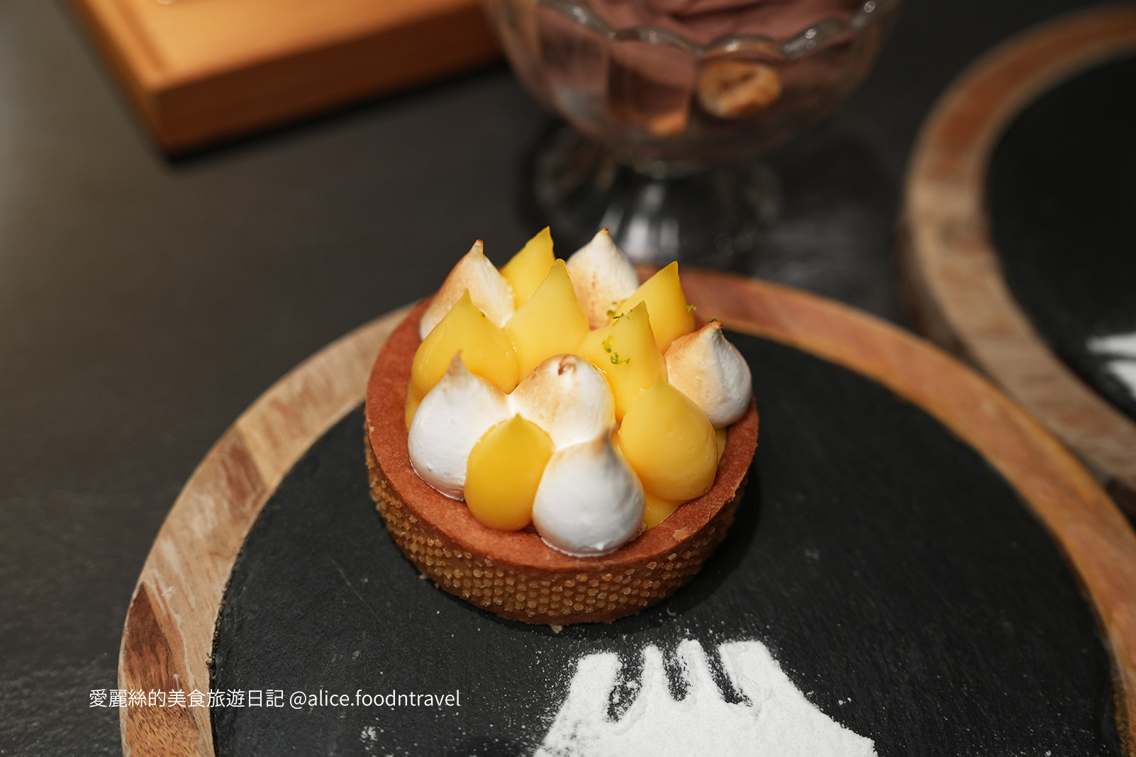 台中火鍋 台中南屯 台中南屯火鍋 台中南屯美食 台中必吃 新竹火鍋 新竹美食 新竹火鍋推薦 台中火鍋推薦 南屯餐廳 聚餐餐廳 慶生餐廳 台中麻辣鍋 台中鼎王 台中老四川 台中鴛鴦鍋 台中公益路美食 公益路火鍋 台中景點推薦 岩漿火鍋 商業午餐 台中宵夜 岩漿火鍋菜單
