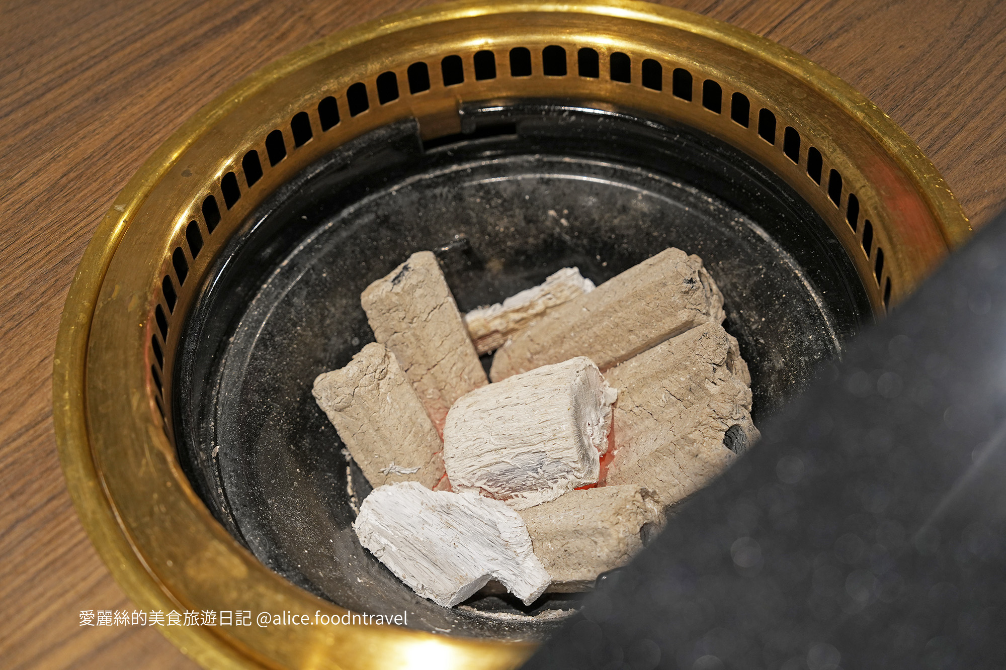 從心和牛燒肉 從心和牛燒肉專門店台中燒肉推薦 台中和牛燒肉 台中板前燒肉 台中南區美食 台中南區燒肉 台中日式燒肉 台中約會餐廳 台中高級燒肉 台中佐賀牛燒肉 台中專人代烤燒肉 台中套餐燒肉推薦 台中炭火燒肉 台中包廂燒肉 台中免費和服體驗 綠川美食推薦 台中宵夜燒肉 台中聚餐餐廳推薦 台中日本和牛推薦