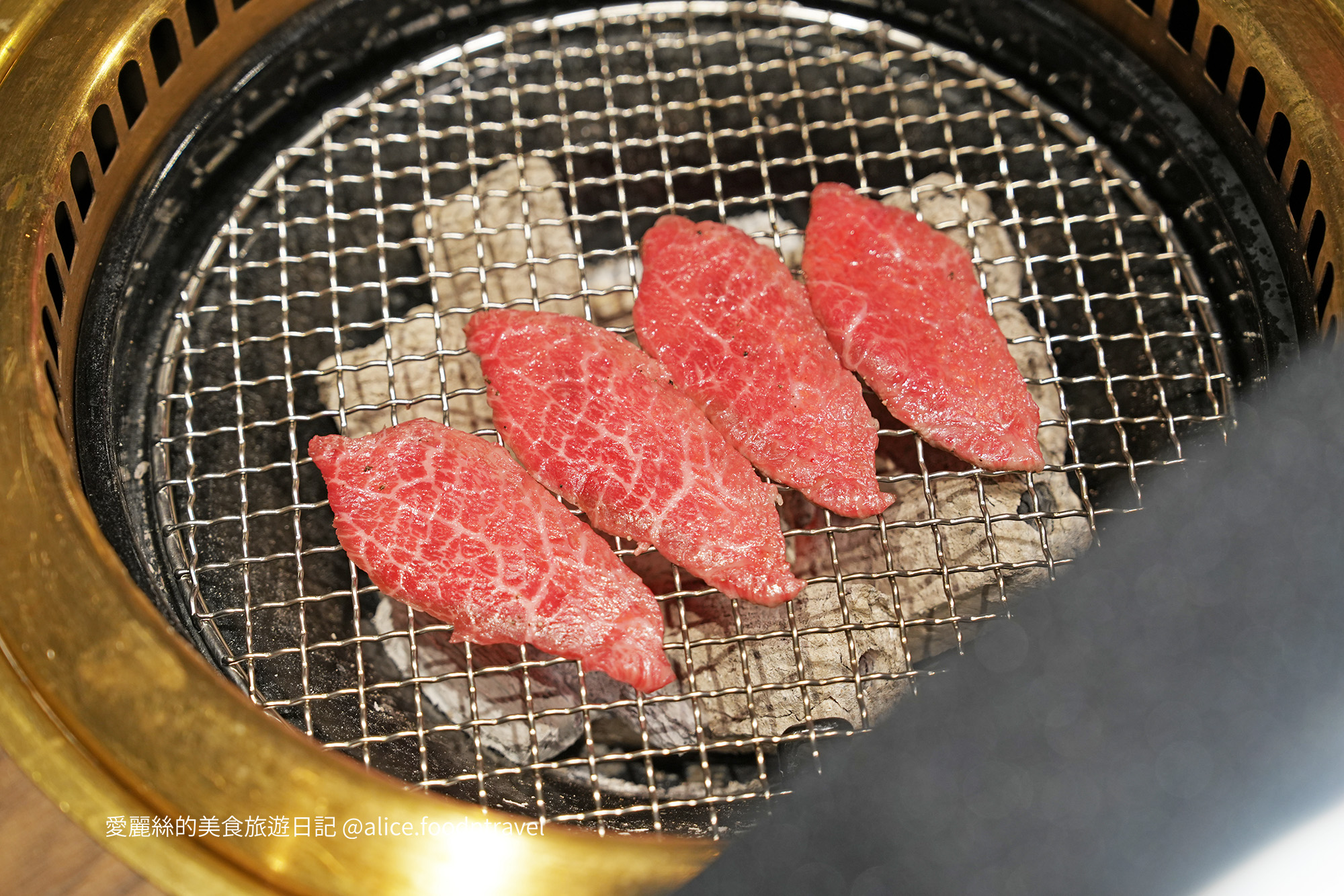 從心和牛燒肉 從心和牛燒肉專門店台中燒肉推薦 台中和牛燒肉 台中板前燒肉 台中南區美食 台中南區燒肉 台中日式燒肉 台中約會餐廳 台中高級燒肉 台中佐賀牛燒肉 台中專人代烤燒肉 台中套餐燒肉推薦 台中炭火燒肉 台中包廂燒肉 台中免費和服體驗 綠川美食推薦 台中宵夜燒肉 台中聚餐餐廳推薦 台中日本和牛推薦