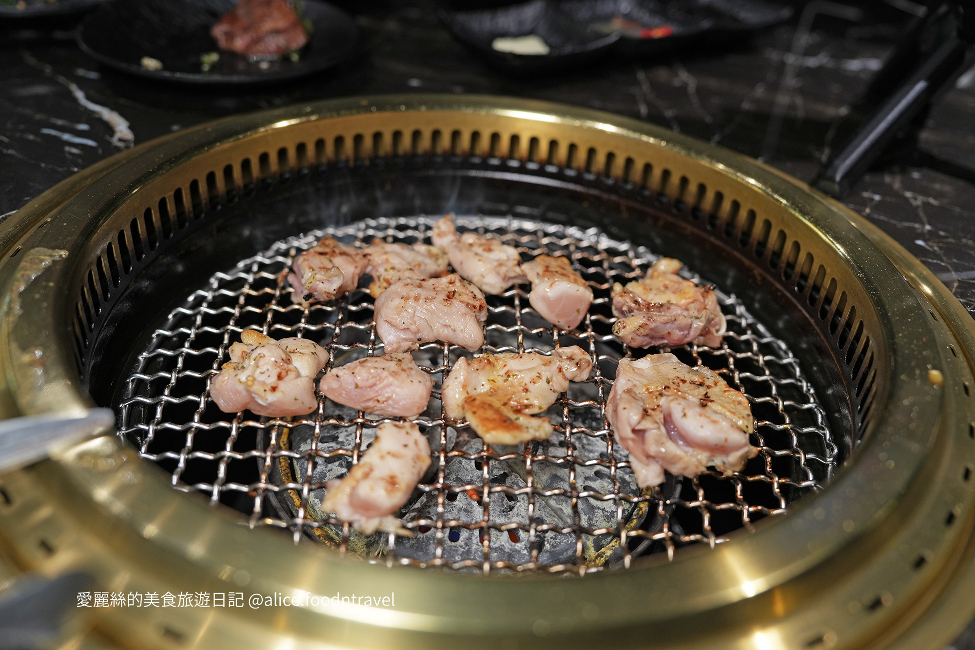 台中北屯美食 台中北屯燒肉 台中燒肉推薦 北屯燒肉推薦 台中日式燒肉 台中和牛燒肉 台中A5和牛 台中雙人燒肉套餐 台中高CP值燒肉 台中約會餐廳 台中聚餐餐廳 東山路美食 北屯聚餐推薦 彰化燒肉推薦 脂本燒肉 脂本燒肉 ZHIBEN YKNK 脂本燒肉北屯店 台中牛舌推薦 台中燒肉套餐 台中新開幕燒肉