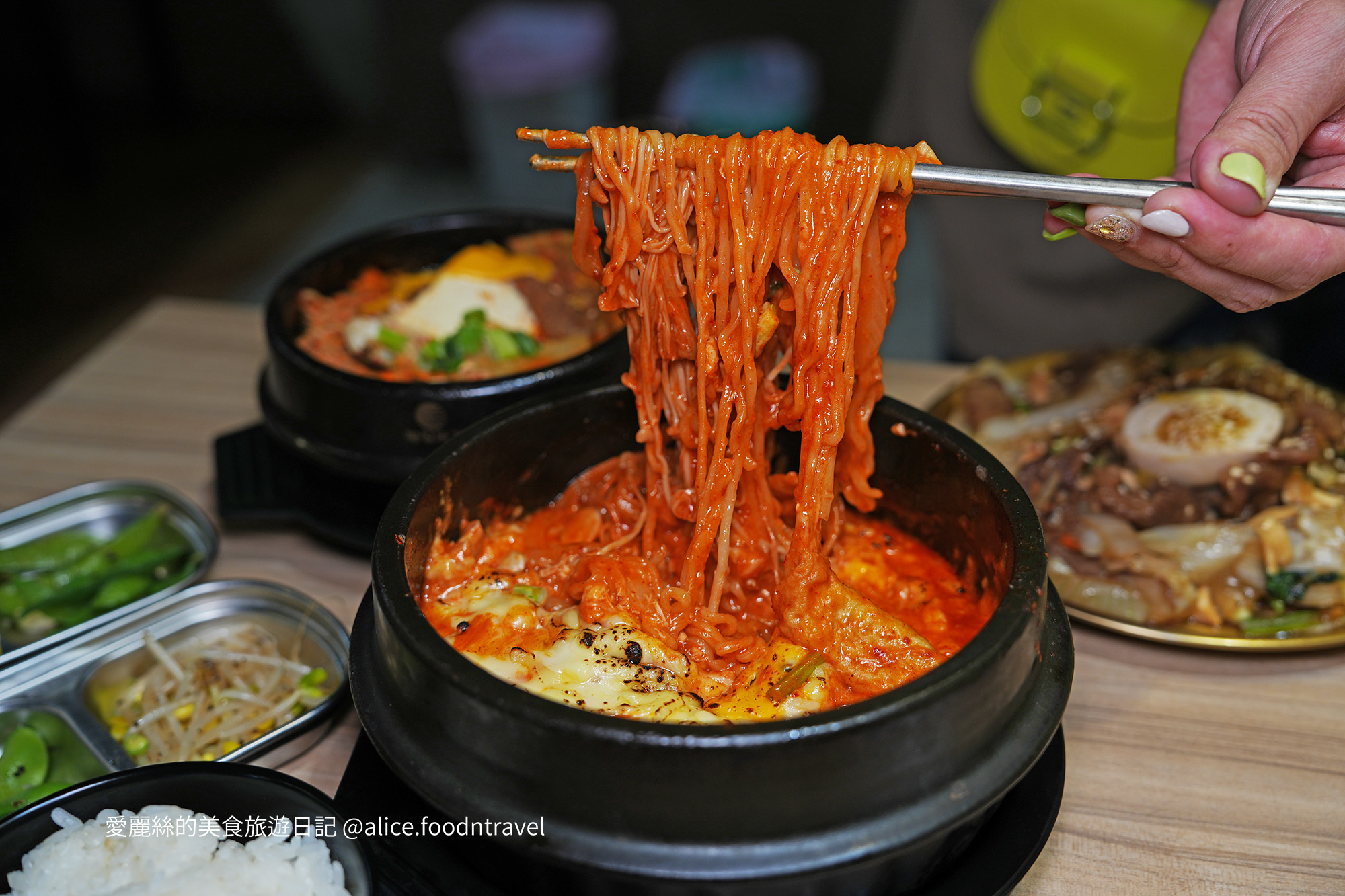 台中韓式料理 台中部隊鍋 台中西區美食 台中西區韓式料理 台中韓式烤肉 台中銅板烤肉 台中烤肉推薦 台中韓式烤肉推薦 台中平價韓式料理 台中平價美食 台中韓國料理 台中豆腐鍋 台中韓國炸雞 台中平價韓式烤肉 台中火鍋推薦 忠明高中美食 科博館美食 科博館餐廳 SOGO餐廳 台中聚餐餐廳 阿里郎韓式小館