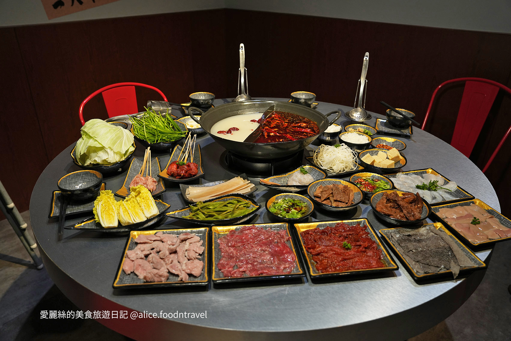 台中火鍋 台中麻辣鍋 台中火鍋必吃 台中必吃火鍋 北屯火鍋 北屯餐廳 北屯聚餐 北屯火鍋 民俗公園美食 老井 周記美食 洲際漢神美食 台中四川火鍋 四川麻辣鍋 台中麻辣鍋推薦 台中麻辣火鍋 台中川菜 台中 椒宴四川麻辣火鍋