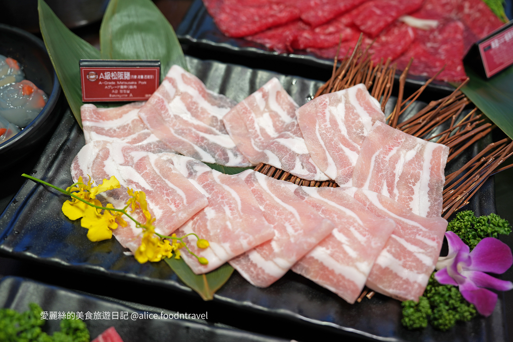 台中麻辣鍋 台中麻辣鍋吃到飽 台中火鍋吃到飽 台中吃到飽推薦 台中火鍋推薦 公益路美食 公益路火鍋 台中西區美食 台中宵夜推薦 台中聚餐推薦 新馬辣 新馬辣經典麻辣鍋 新馬辣台中 台中調酒喝到飽 台中哈根達斯 台中壽星優惠 台中生日餐廳 台中聚餐餐廳 台中和牛吃到飽 公益路餐廳