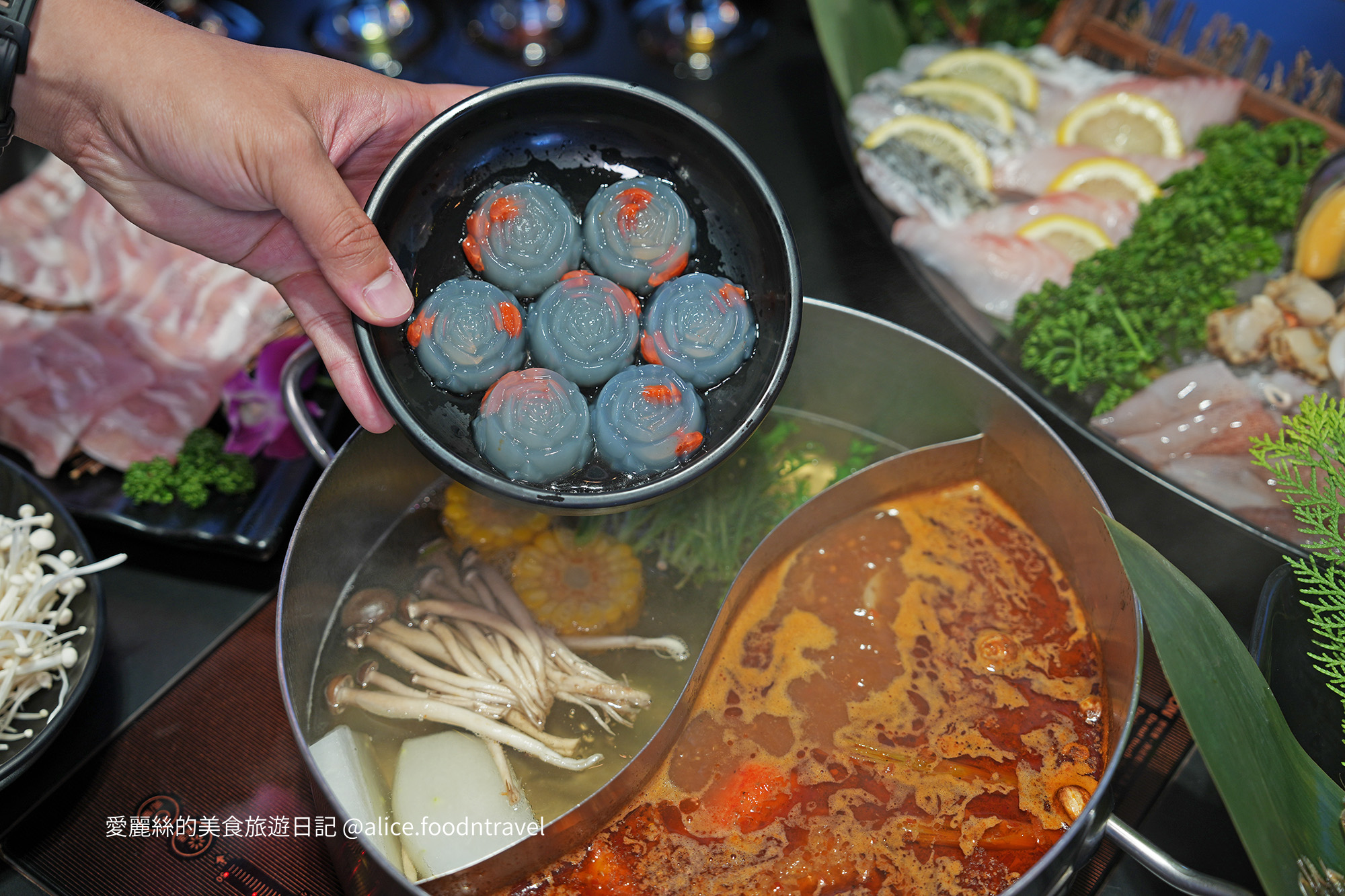 台中麻辣鍋 台中麻辣鍋吃到飽 台中火鍋吃到飽 台中吃到飽推薦 台中火鍋推薦 公益路美食 公益路火鍋 台中西區美食 台中宵夜推薦 台中聚餐推薦 新馬辣 新馬辣經典麻辣鍋 新馬辣台中 台中調酒喝到飽 台中哈根達斯 台中壽星優惠 台中生日餐廳 台中聚餐餐廳 台中和牛吃到飽 公益路餐廳