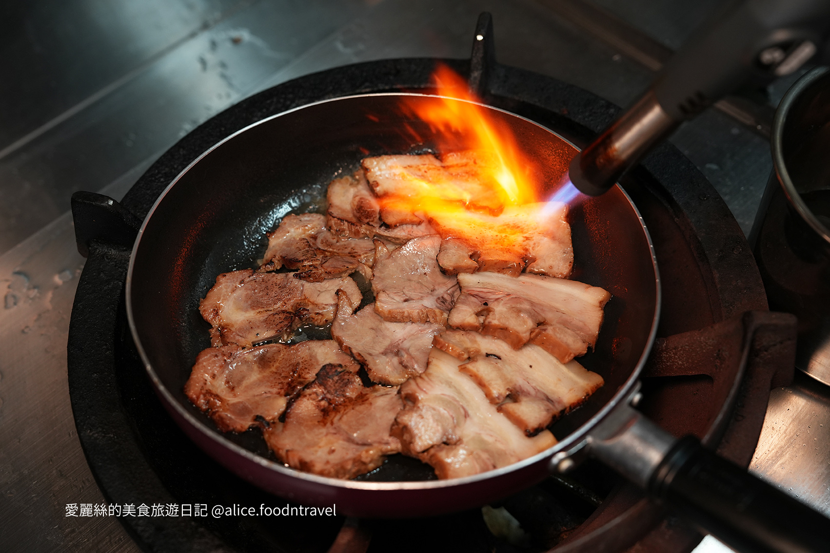 台中米食 台中飯類 台中美食推薦 台中蘿蔔糕 港式蘿蔔糕 台中米糕 市區米糕推薦 cp值 台中中區小店 中區美食 日式蓋飯 台中蓋飯推薦  必吃米糕 中區必吃 必吃蘿蔔糕 