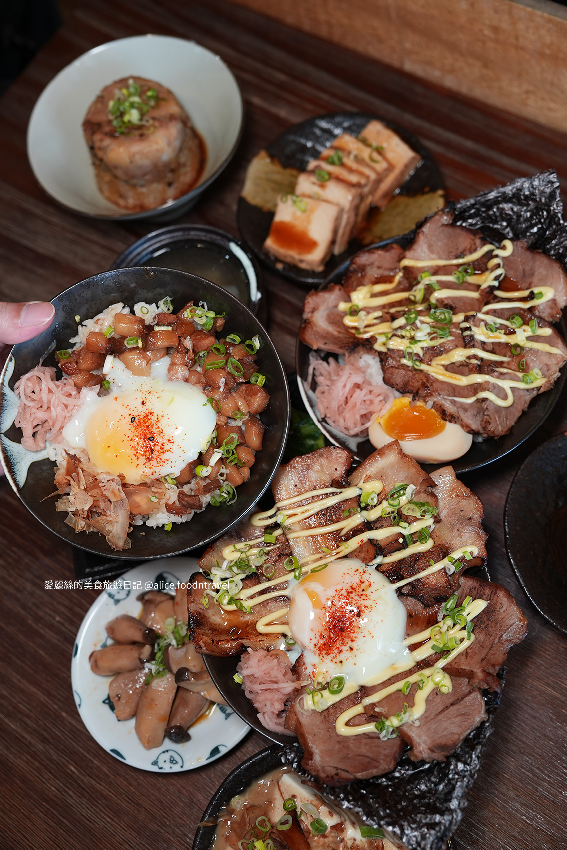 台中米食 台中飯類 台中美食推薦 台中蘿蔔糕 港式蘿蔔糕 台中米糕 市區米糕推薦 cp值 台中中區小店 中區美食 日式蓋飯 台中蓋飯推薦  必吃米糕 中區必吃 必吃蘿蔔糕 