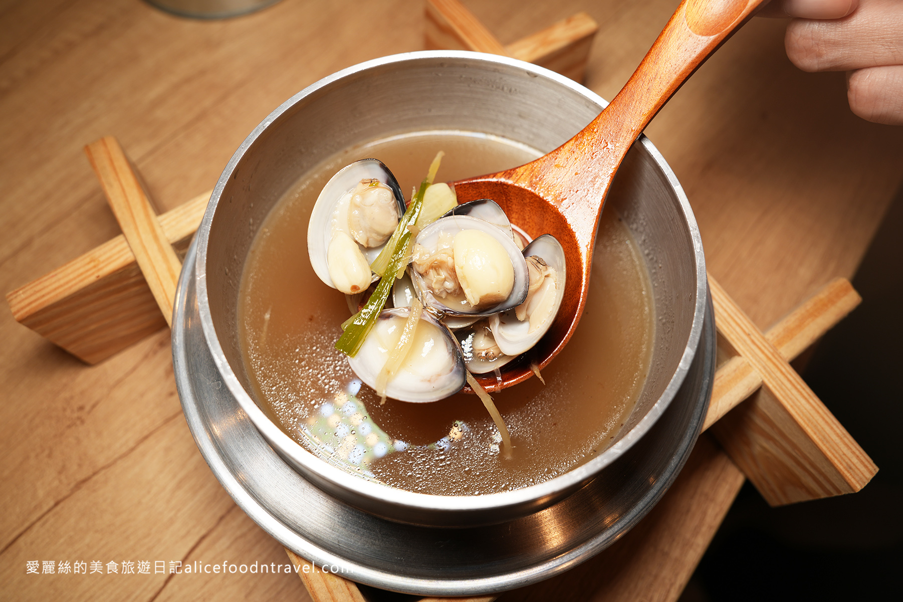 台中西區美食台中串燒台中餐酒館台中燒肉台中燒烤台中平價美食台中平價串燒台中外帶台中外送台中勤美美食台中深夜美食準烤生