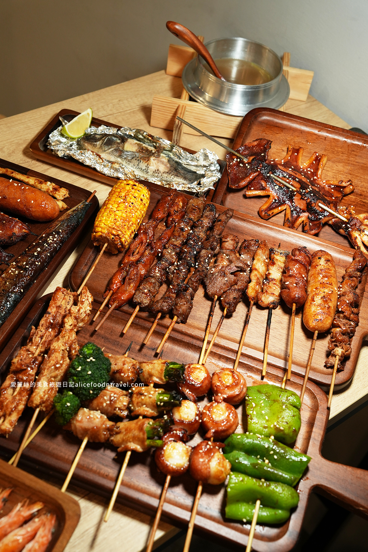 台中西區美食台中串燒台中餐酒館台中燒肉台中燒烤台中平價美食台中平價串燒台中外帶台中外送台中勤美美食台中深夜美食準烤生