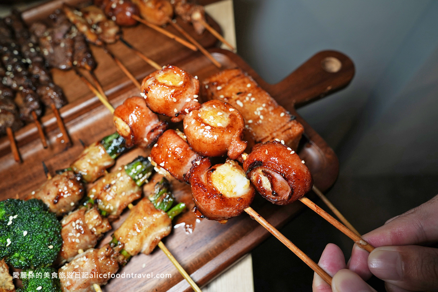 台中西區美食台中串燒台中餐酒館台中燒肉台中燒烤台中平價美食台中平價串燒台中外帶台中外送台中勤美美食台中深夜美食準烤生