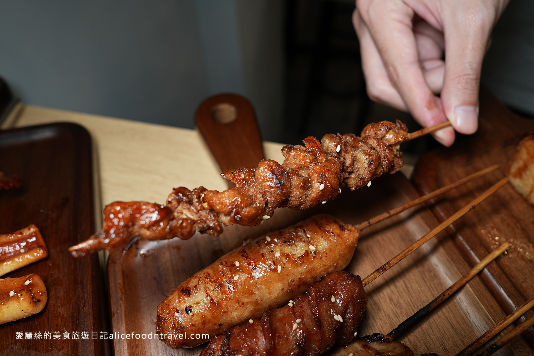 台中西區美食台中串燒台中餐酒館台中燒肉台中燒烤台中平價美食台中平價串燒台中外帶台中外送台中勤美美食台中深夜美食準烤生