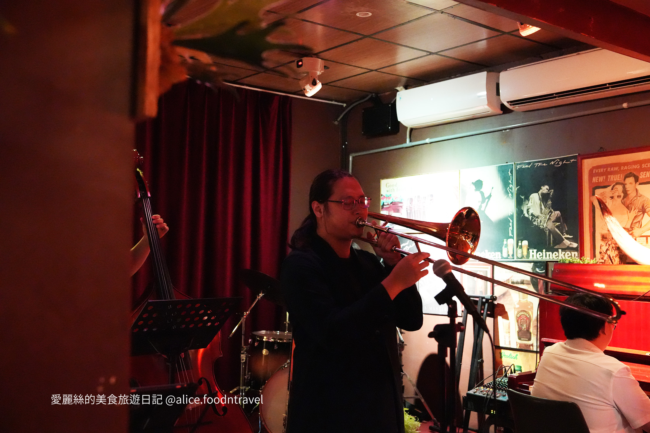 彰化音樂 彰化酒吧 彰化爵士 彰化bar 彰化景點 彰化live 彰化夜生活 彰化音樂餐廳 彰化文青 彰化獨立音樂 彰化調酒 彰化必去 彰化樂手 彰化推薦 彰化現場演奏 彰化約會 彰化微醺 彰化酒 彰化表演