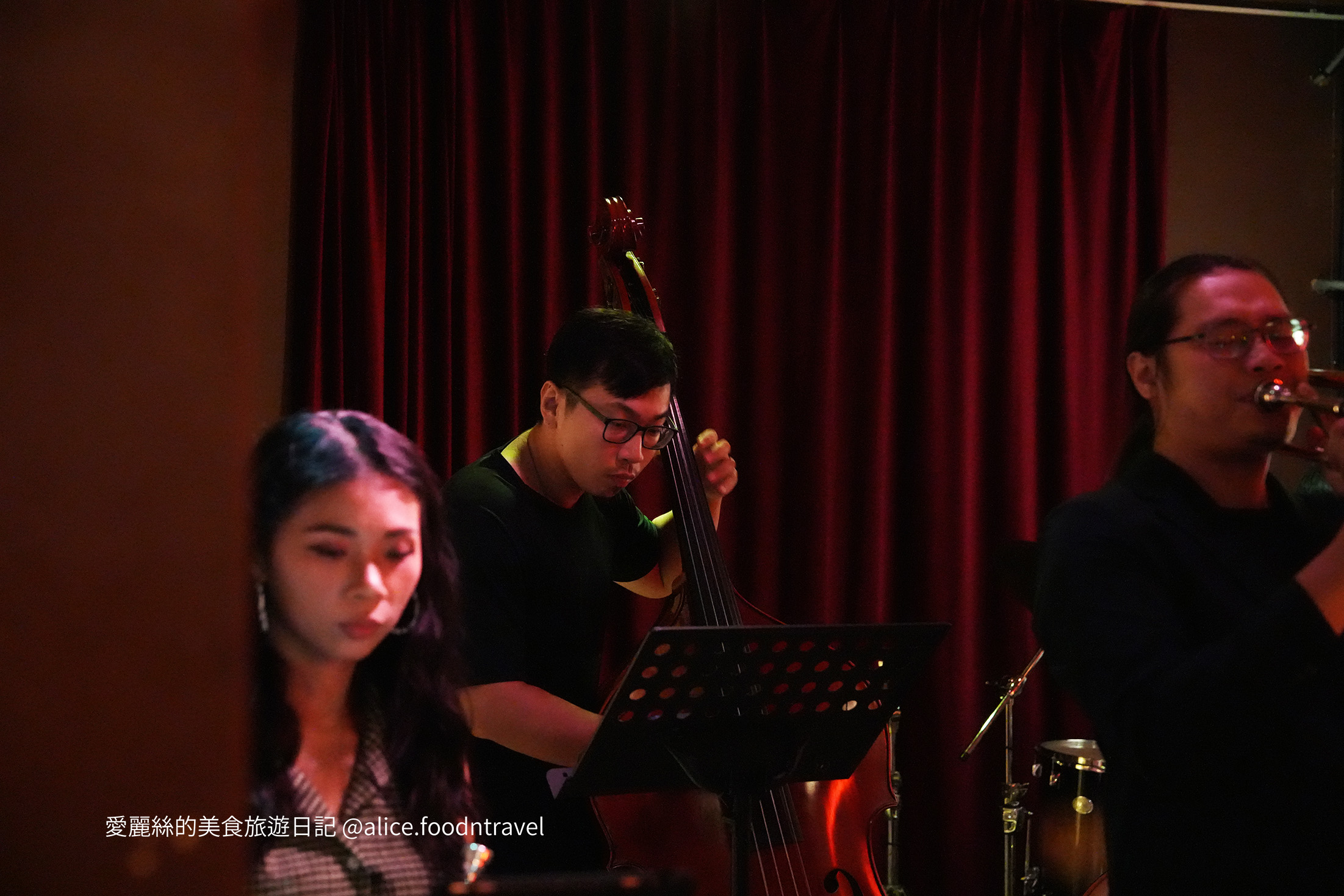 彰化音樂 彰化酒吧 彰化爵士 彰化bar 彰化景點 彰化live 彰化夜生活 彰化音樂餐廳 彰化文青 彰化獨立音樂 彰化調酒 彰化必去 彰化樂手 彰化推薦 彰化現場演奏 彰化約會 彰化微醺 彰化酒 彰化表演