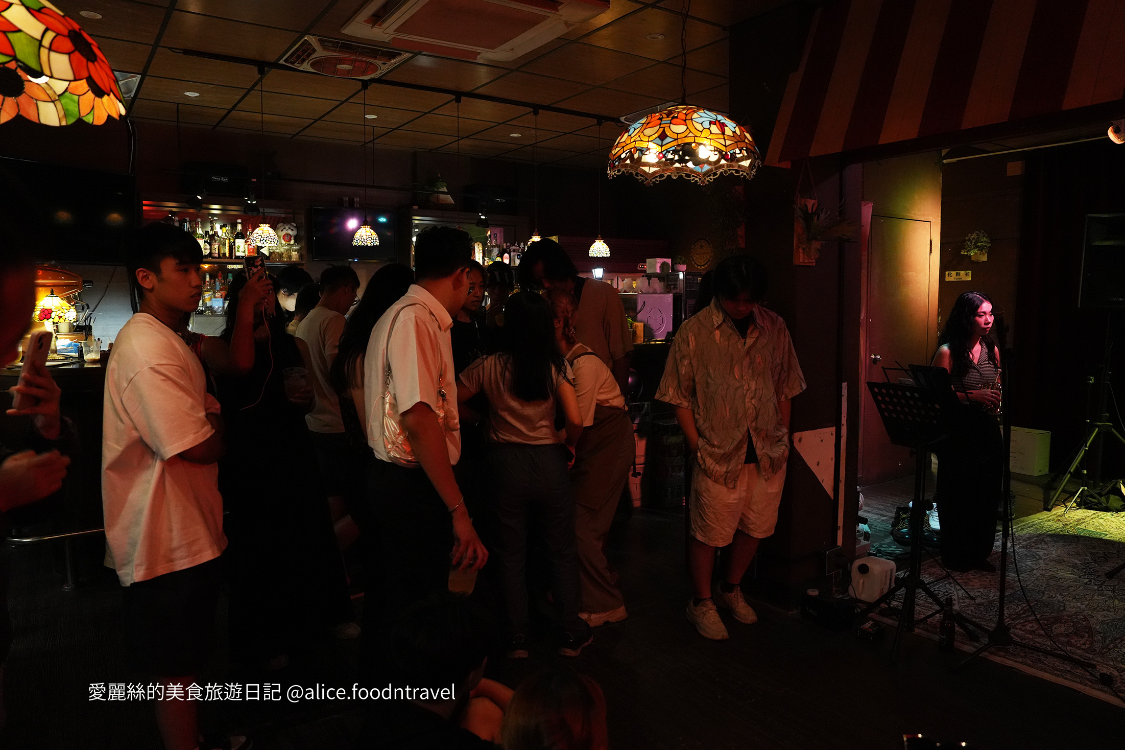 彰化音樂 彰化酒吧 彰化爵士 彰化bar 彰化景點 彰化live 彰化夜生活 彰化音樂餐廳 彰化文青 彰化獨立音樂 彰化調酒 彰化必去 彰化樂手 彰化推薦 彰化現場演奏 彰化約會 彰化微醺 彰化酒 彰化表演