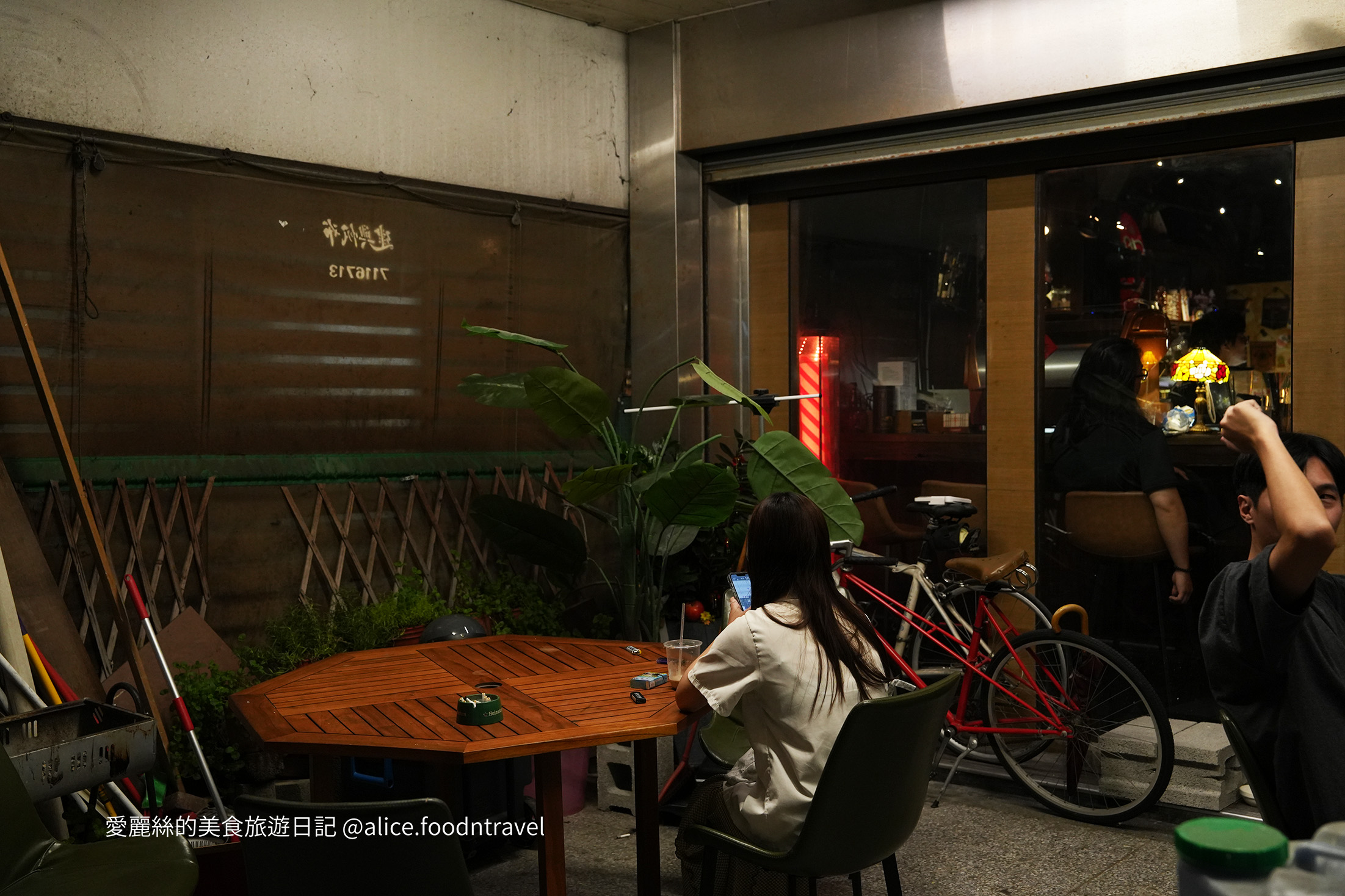 彰化音樂 彰化酒吧 彰化爵士 彰化bar 彰化景點 彰化live 彰化夜生活 彰化音樂餐廳 彰化文青 彰化獨立音樂 彰化調酒 彰化必去 彰化樂手 彰化推薦 彰化現場演奏 彰化約會 彰化微醺 彰化酒 彰化表演