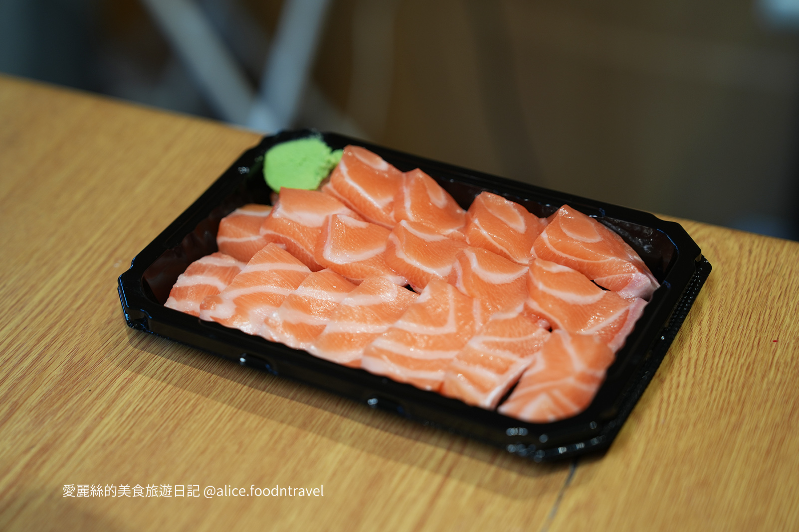 台中西屯美食 台中涼麵 台中生魚片 生魚片涼麵 一樂涼麵 台中宵夜 台中消夜 台中深夜美食 ALTA美食 逢甲美食 台灣大道 台灣美食 台中景點 台中必吃