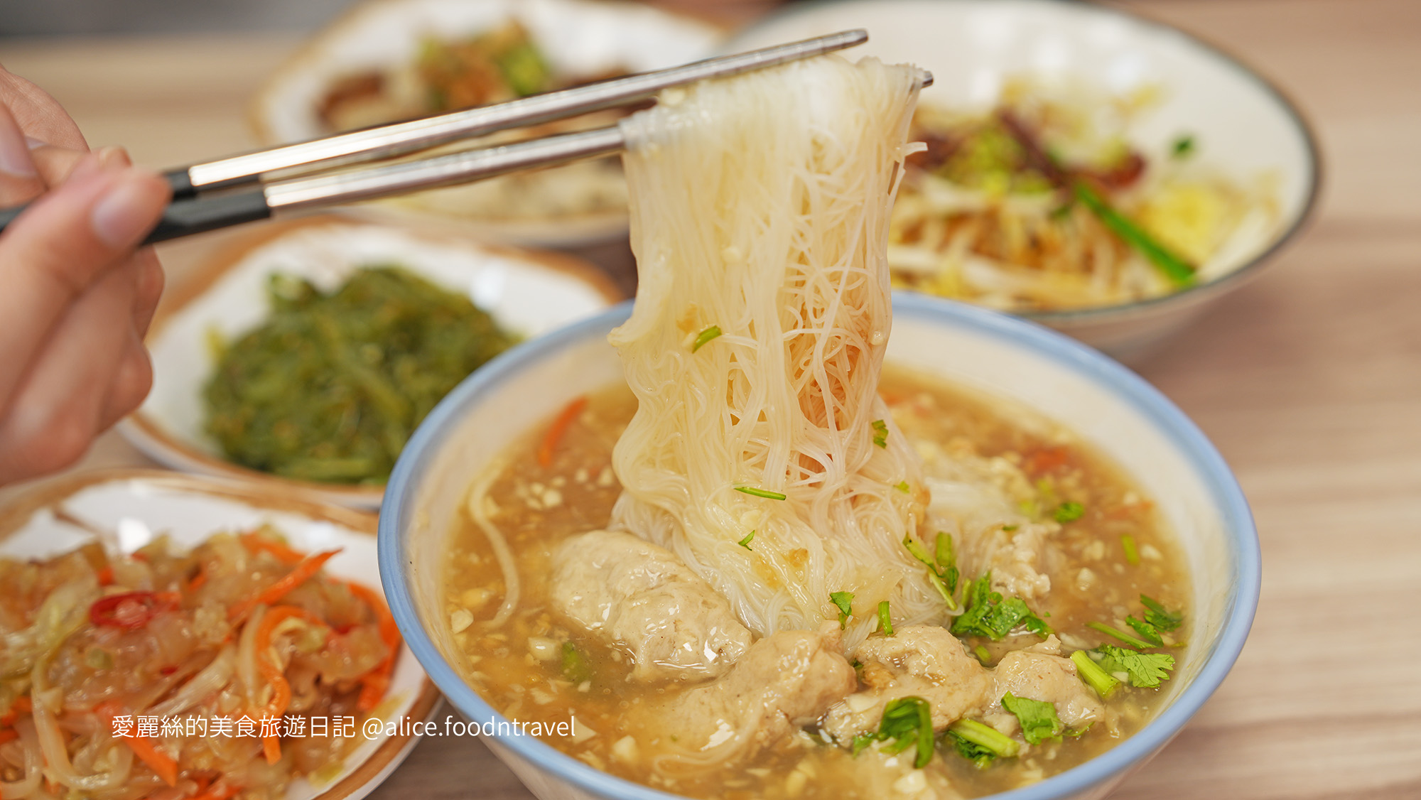 台中北屯美食 台中北屯小吃 台中北屯美食推薦 北屯美食推薦 北屯小吃推薦 台中肉羹 北屯肉羹 台中蒜味肉羹 北屯蒜味肉羹 蒜霸王 蒜霸王肉羹 蒜霸王北屯 蒜霸王菜單 台中涼麵 北屯涼麵 台中滷肉飯 北屯滷肉飯 台中平價小吃 北屯平價美食 昌平路美食