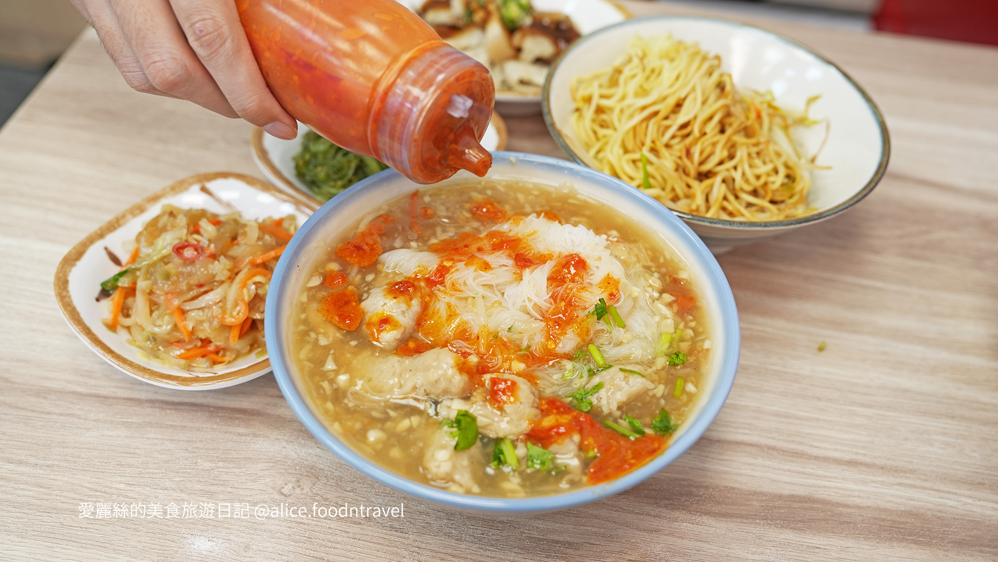 台中北屯美食 台中北屯小吃 台中北屯美食推薦 北屯美食推薦 北屯小吃推薦 台中肉羹 北屯肉羹 台中蒜味肉羹 北屯蒜味肉羹 蒜霸王 蒜霸王肉羹 蒜霸王北屯 蒜霸王菜單 台中涼麵 北屯涼麵 台中滷肉飯 北屯滷肉飯 台中平價小吃 北屯平價美食 昌平路美食