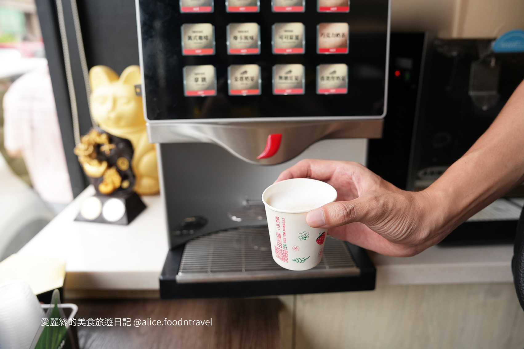 避風塘 高麗菜 霜淇淋吃到飽 學生美食 沙鹿CP值 沙鹿超值 台中鐵板燒 沙鹿推薦 沙鹿美食 沙鹿鐵板燒 台中海線 沙鹿吃到飽 沙鹿平價 平價鐵板燒 雞腿排 台中新開鐵板燒 沙鹿熱炒 沙鹿必吃 沙鹿新開鐵板燒 沙鹿現作
