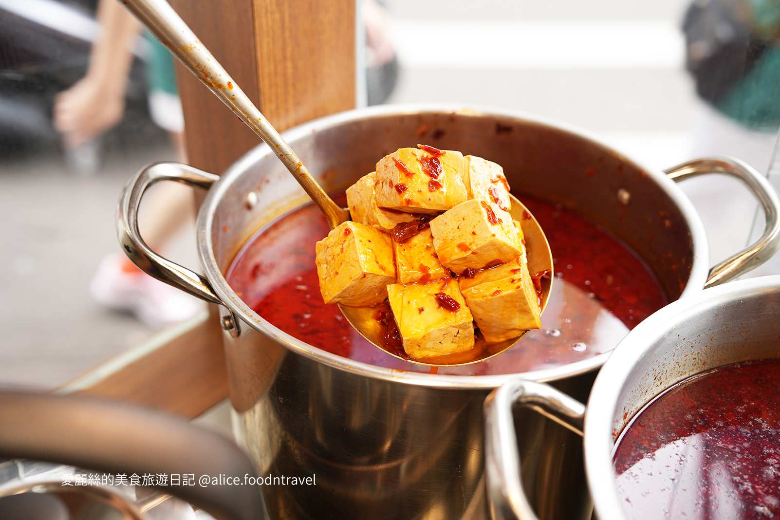 台中美食 台中一中美食 台中麻辣臭豆腐 台中麻辣鴨血 中一中美食 中一中必吃 中一中麻辣 中一中CP 台中CP 台中重口味 中一中重口味 台中必吃 台中夜市美食 台中麻辣