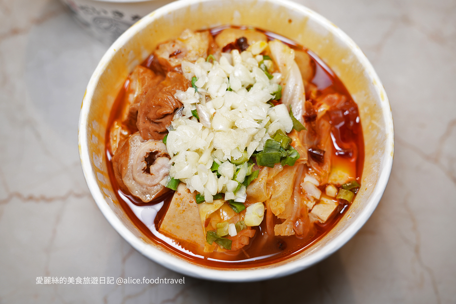 台中美食 台中一中美食 台中麻辣臭豆腐 台中麻辣鴨血 中一中美食 中一中必吃 中一中麻辣 中一中CP 台中CP 台中重口味 中一中重口味 台中必吃 台中夜市美食 台中麻辣