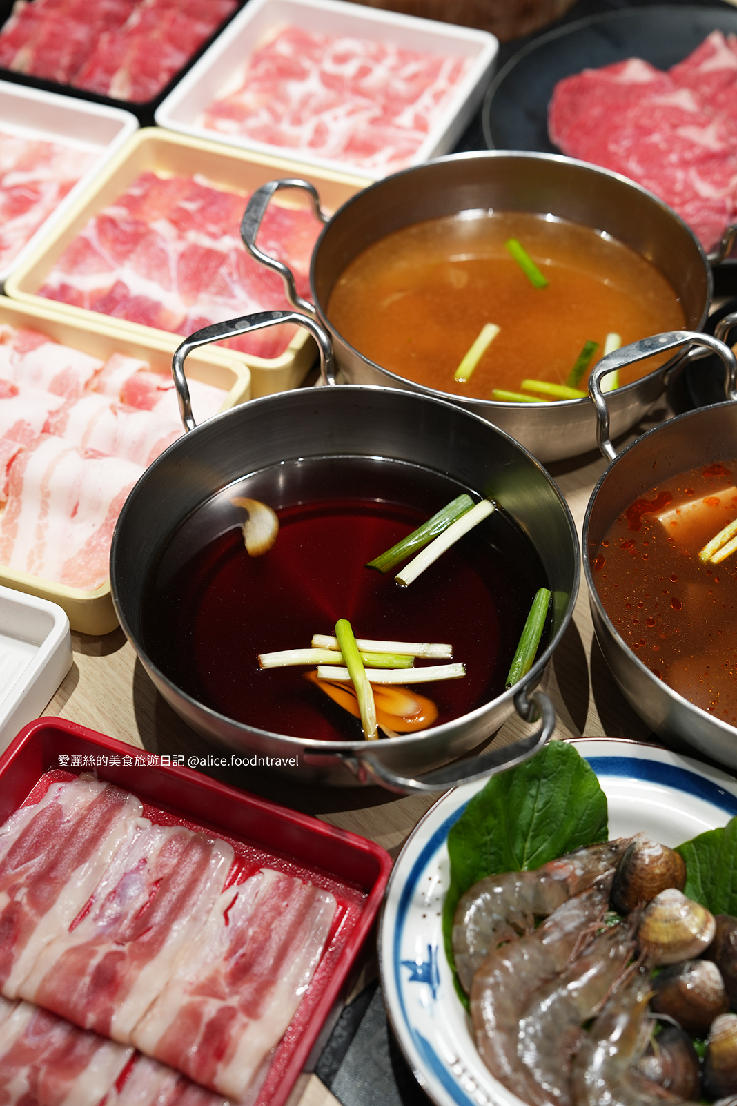台中火鍋吃到飽 台中自助吧 台中吃到飽 台中壽喜燒吃到飽 台中麻辣鍋吃到飽 台中BUFFET 台中餐廳推薦 台中平價美食 台中聚餐餐廳 台中火車站 台中新時代 台中一中美食 鬥牛士二鍋 吃到飽推薦